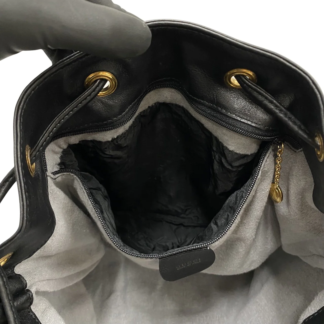 GUCCI VINTAGE 100% Authentic Genuine Leather Iconic Bamboo Handle Draw Strings Backpack, Large Size, Black, 2000's, Good Condition