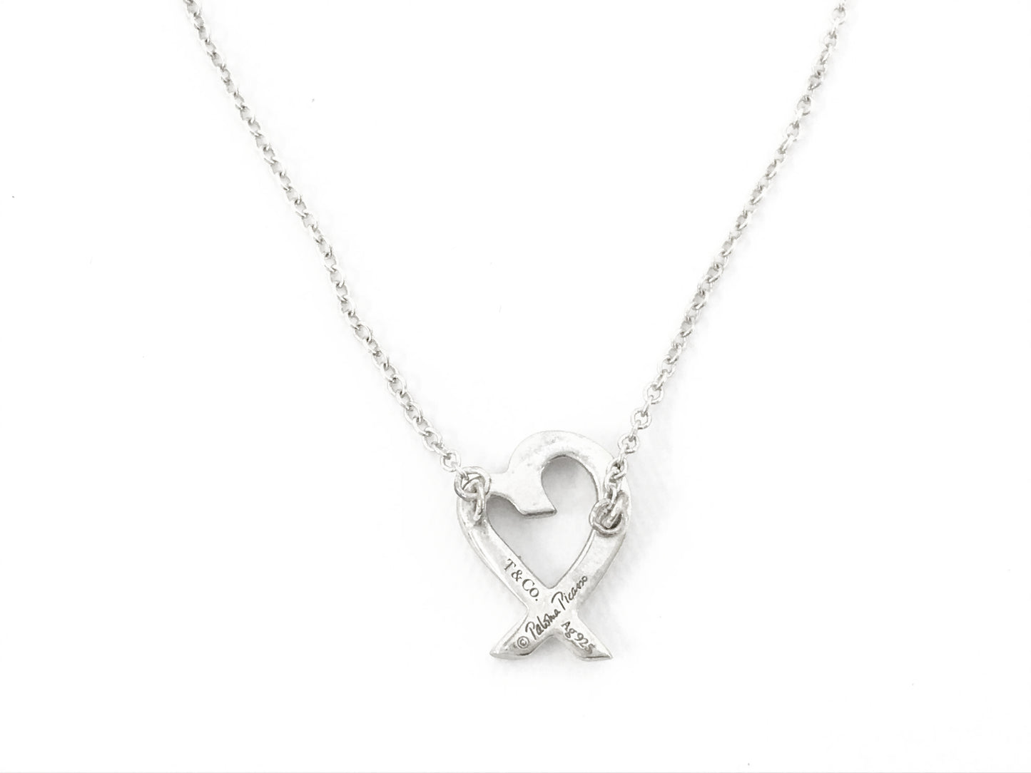 TIFFANY & Co. VINTAGE 100% Authentic Genuine Paloma Picasso Loving Heart Necklace, 925 Silver, 1990's, Great Condition