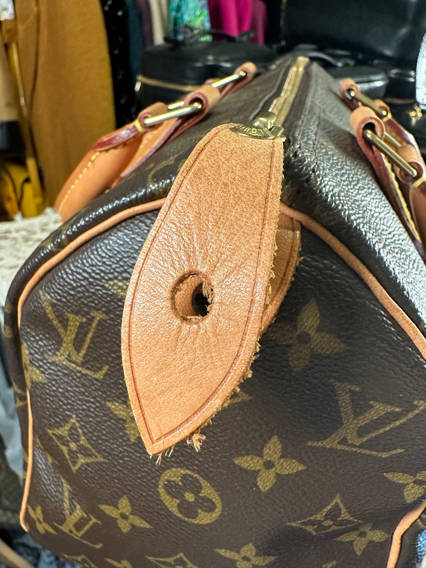 LOUIS VUITTON VINTAGE 100% Authentic Genuine Monogram Speedy 25, Great Condition, Rare