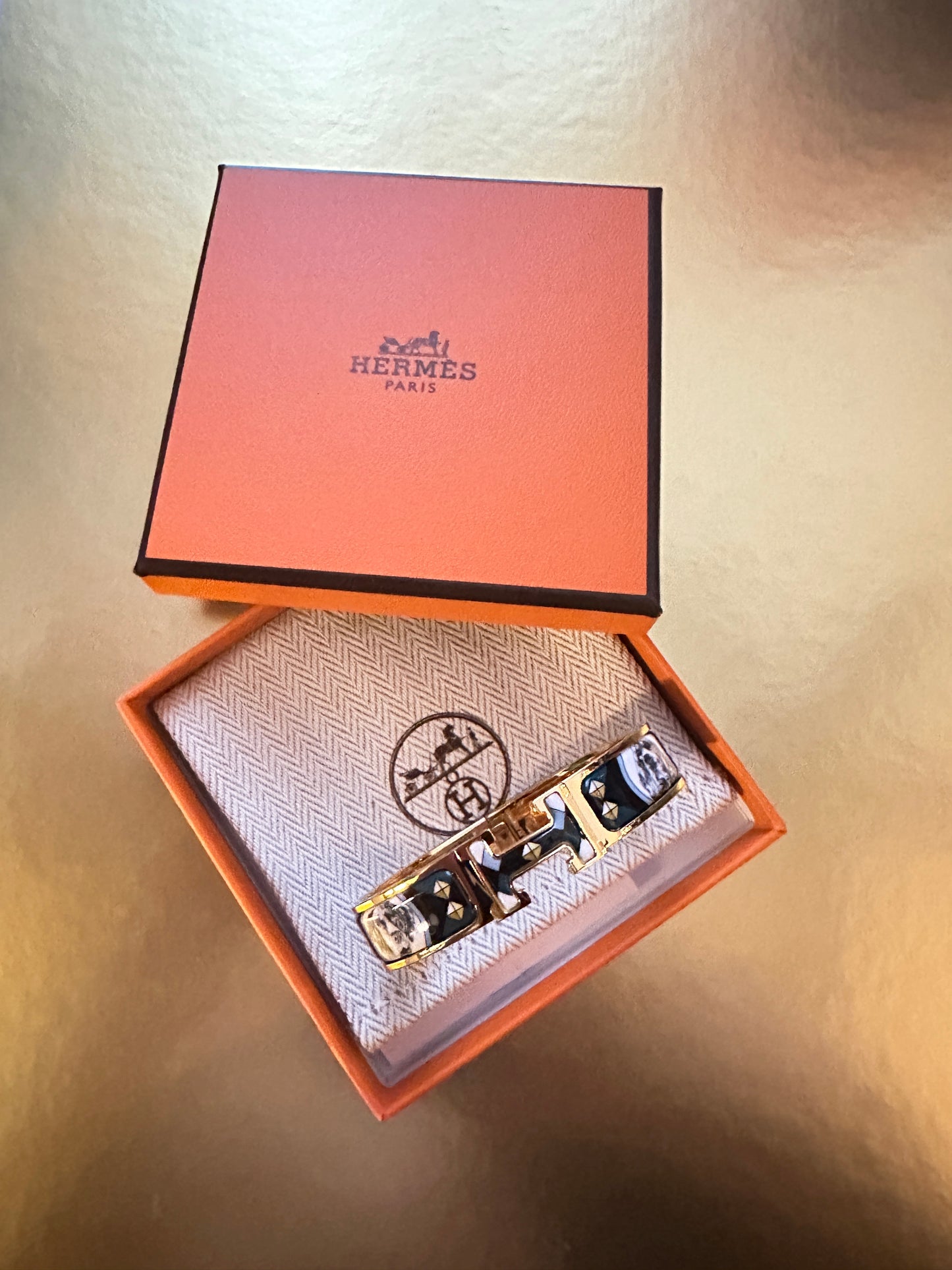 Hermes 100% Genuine Authentic Clic H Bangle Bracelet Colliers Et Chiens Brand New with Box
