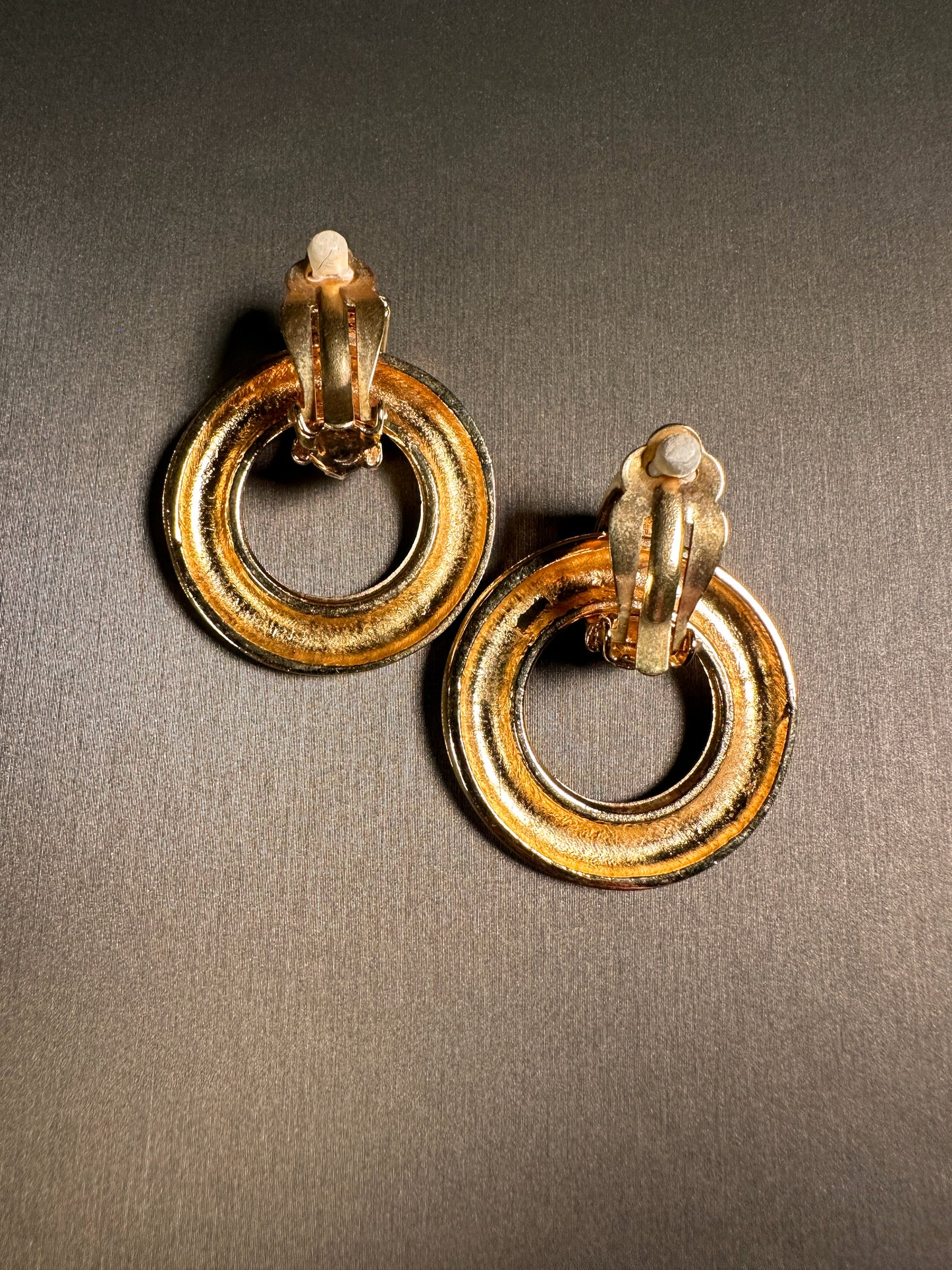 CHANEL VINTAGE 100% Authentic Genuine Clip On Two-way Hoop Earrings in Gold, 1990's, Made In France