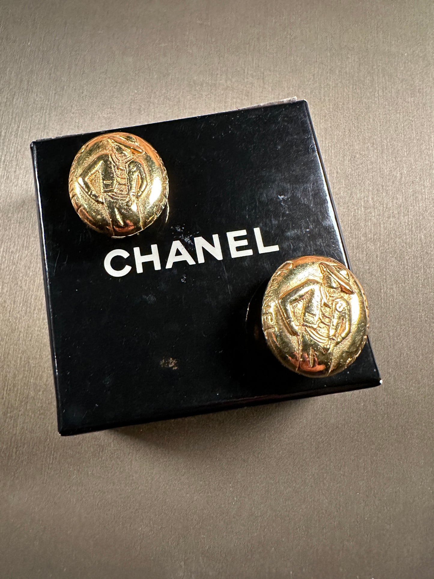 CHANEL Vintage 100% Authentic Genuine Mademoiselle Coco Lady Logo Clip-on Earrings, Gold, 1990's, Good Condition, with Original Box