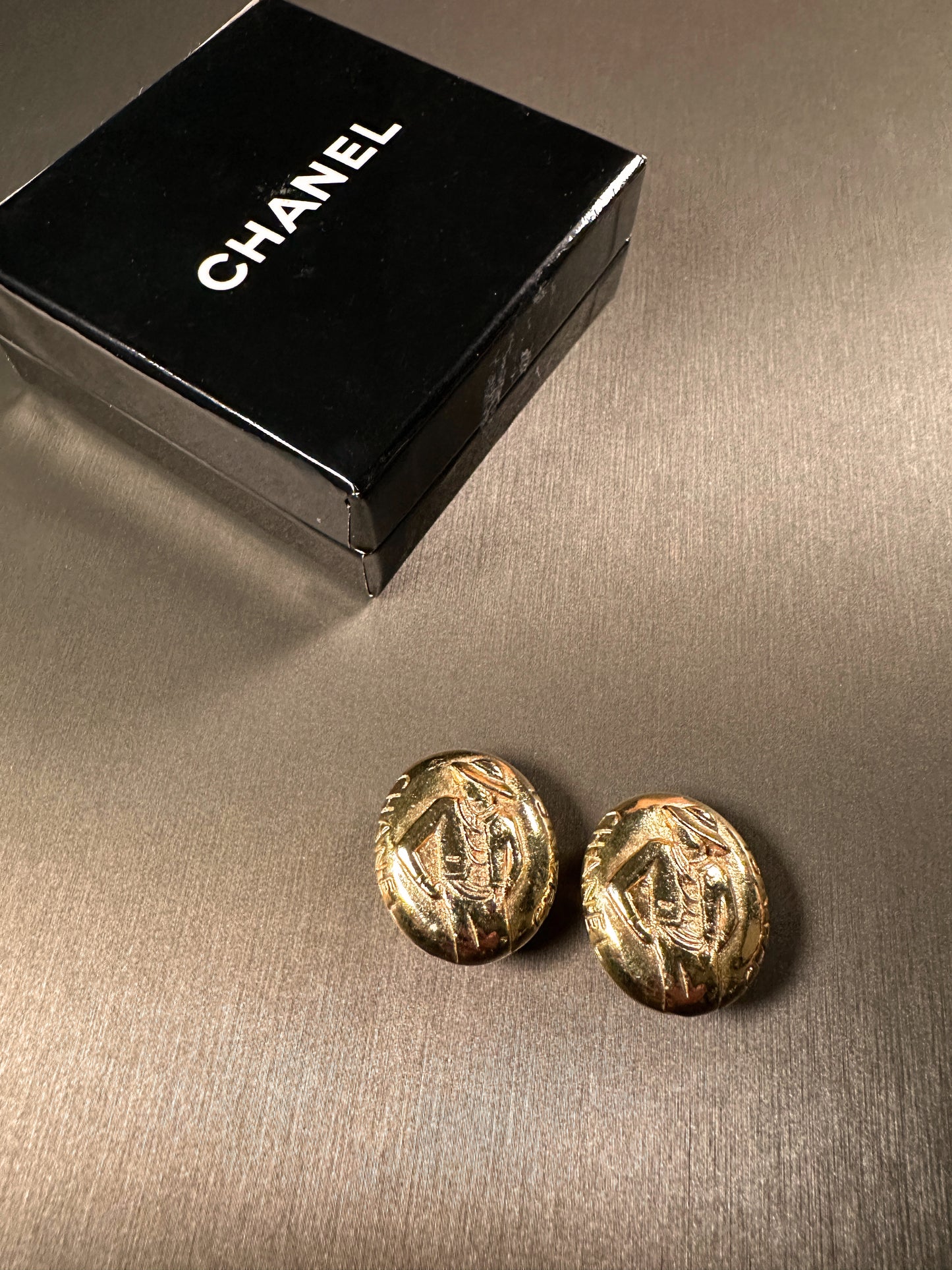CHANEL Vintage 100% Authentic Genuine Mademoiselle Coco Lady Logo Clip-on Earrings, Gold, 1990's, Good Condition, with Original Box