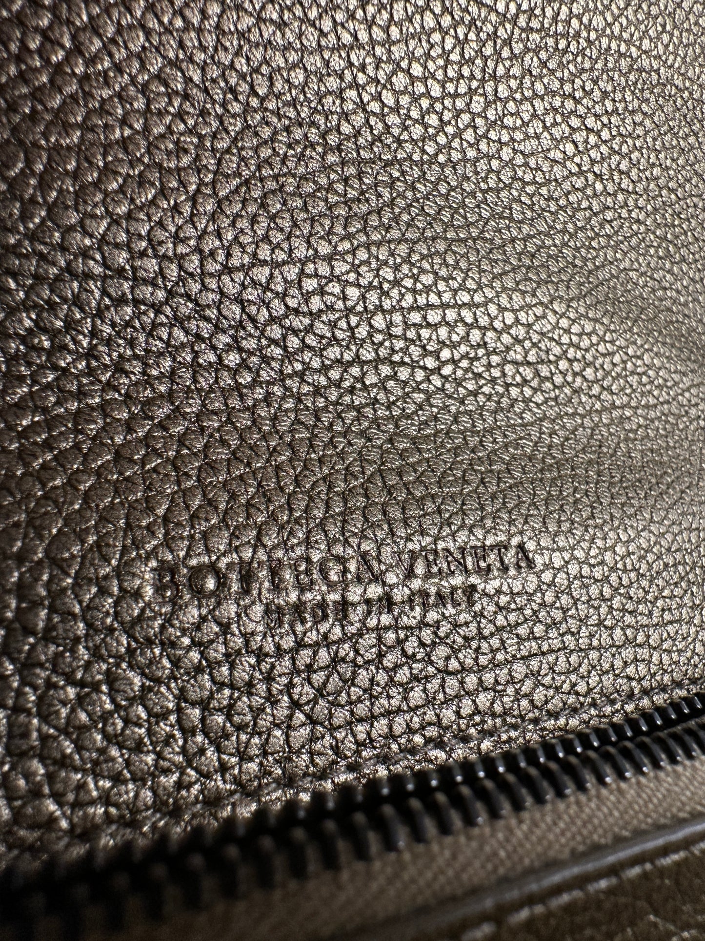 BOTTEGA VENETA 100% Authentic Genuine City Knot Two-way Shoulder Bag, Metallic Khaki, Great Condition