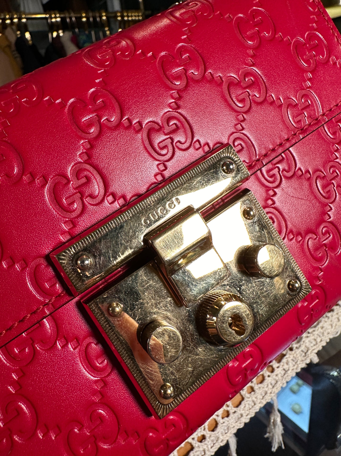 GUCCI 100% Authentic Genuine Guccissima Small GG Logo Monogram Leather Padlock Two-way Shoulder Bag, Red, Great Condition