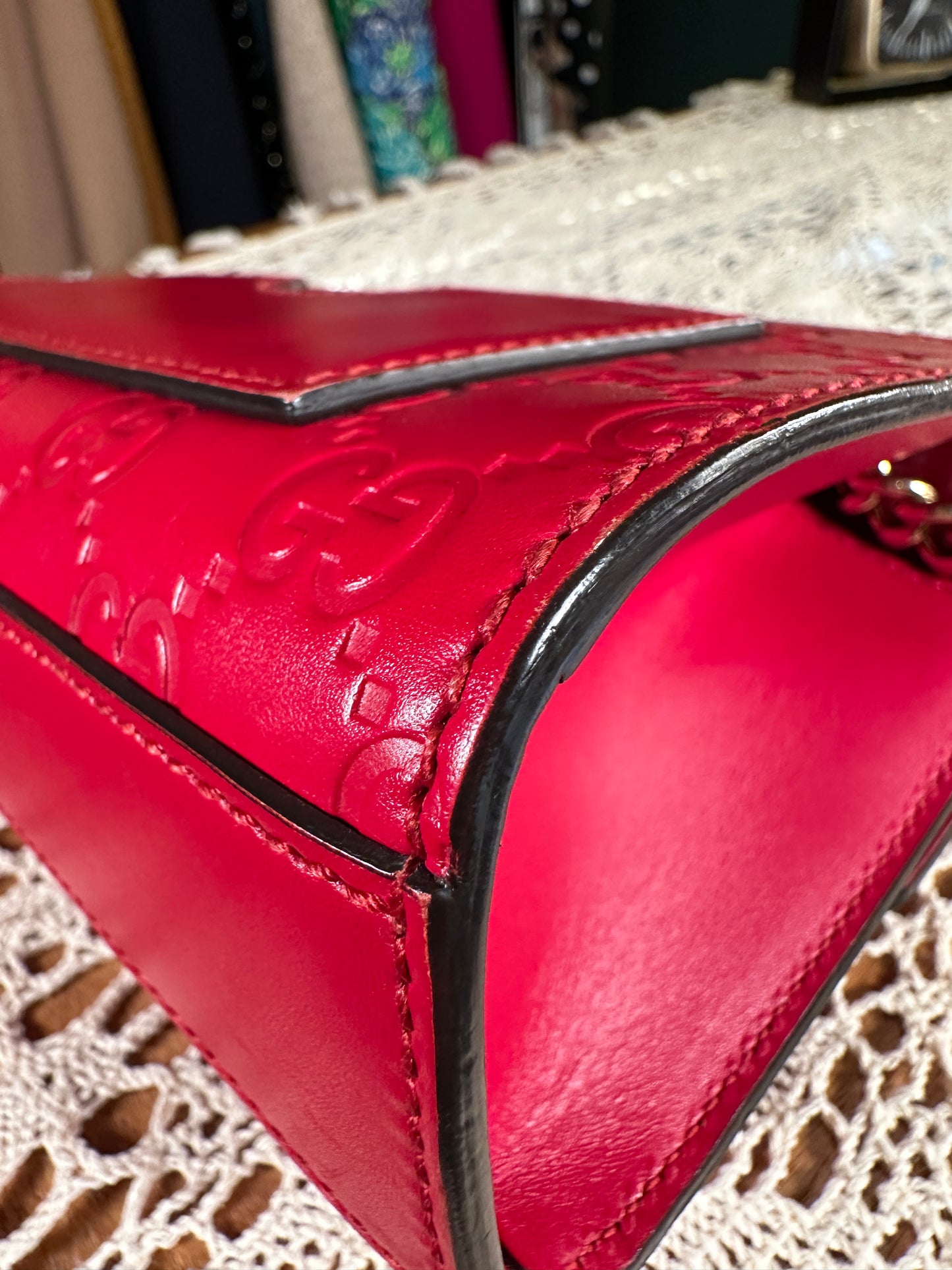 GUCCI 100% Authentic Genuine Guccissima Small GG Logo Monogram Leather Padlock Two-way Shoulder Bag, Red, Great Condition