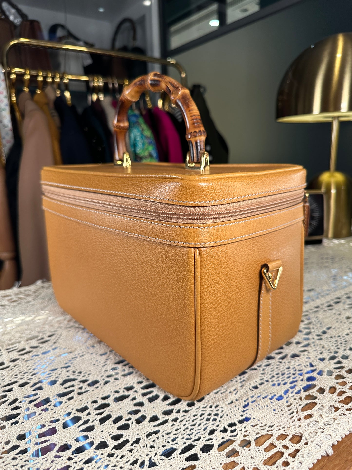 GUCCI VINTAGE 100% Authentic Genuine Leather Bamboo Two-way (Shoulder/Carry) Makeup Vanity Case Bag, Mustard Yellow, 1990's, Great Condition