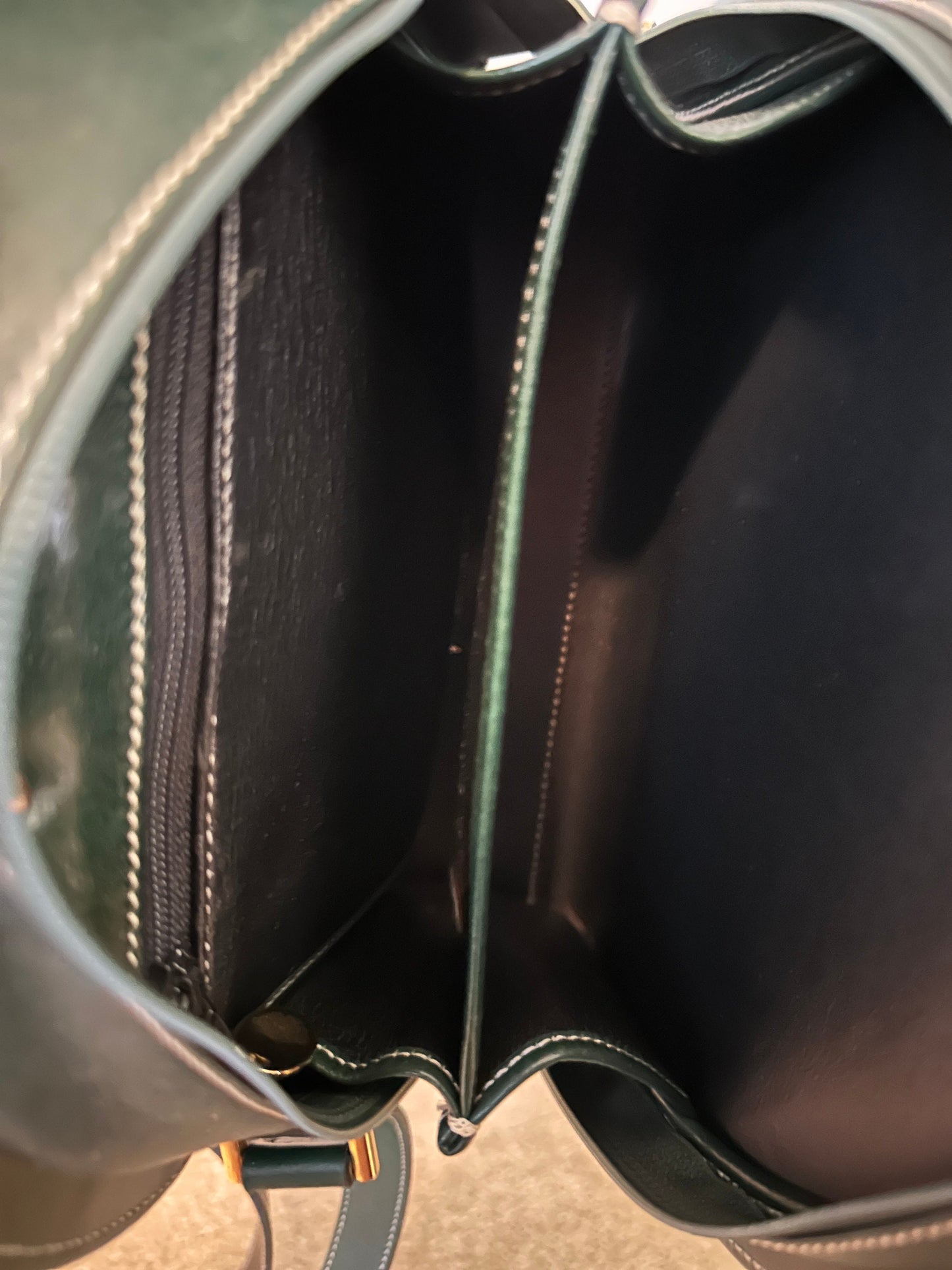 DIOR VINTAGE 100% Authentic Genuine Leather Cross-body Bag, Dark Moss Green, 1980's, Good Condition