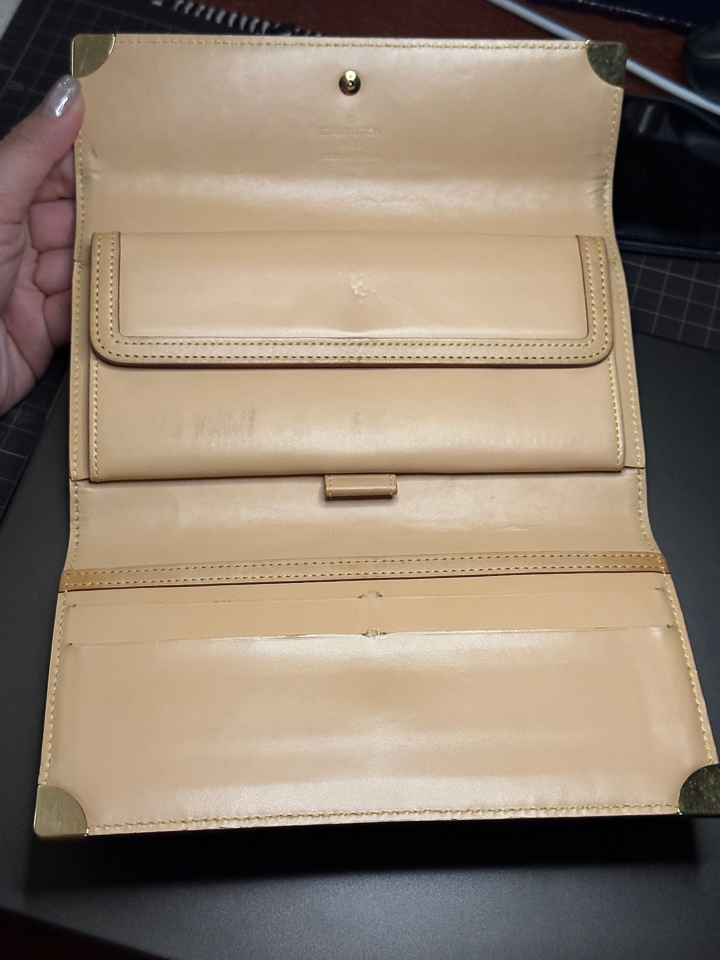 LOUIS VUITTON x Takashi Murakami Vintage 100% Authentic Genuine Long Wallet, Monogram Multi-color on White, Great Condition, Grade B