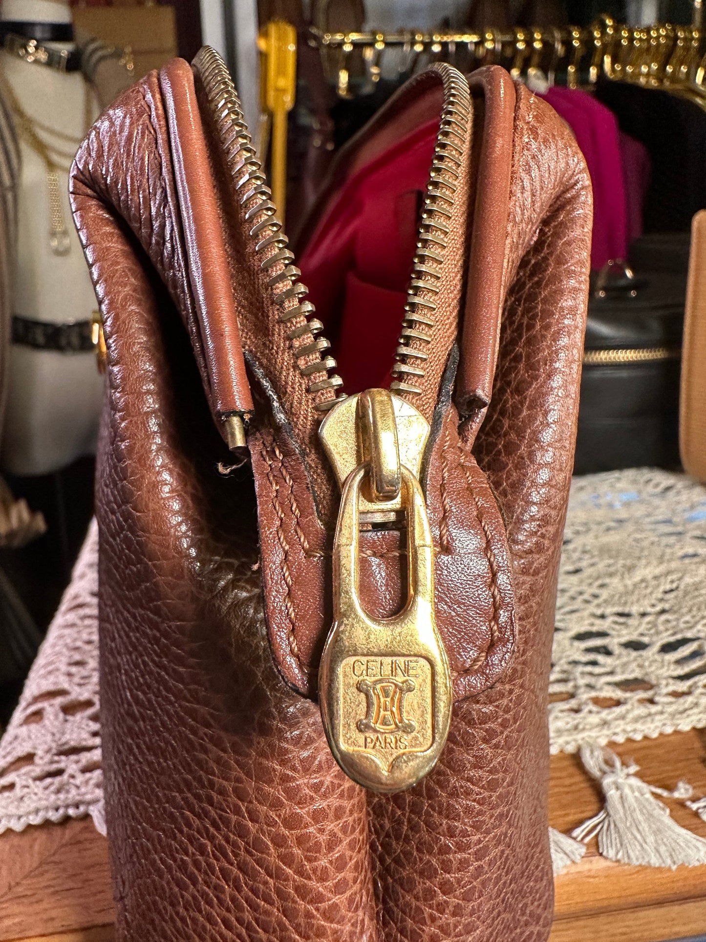 CELINE VINTAGE 100% Authentic Genuine, Doctor Leather Clutch, Medium Brown, 1999's, Great Condition