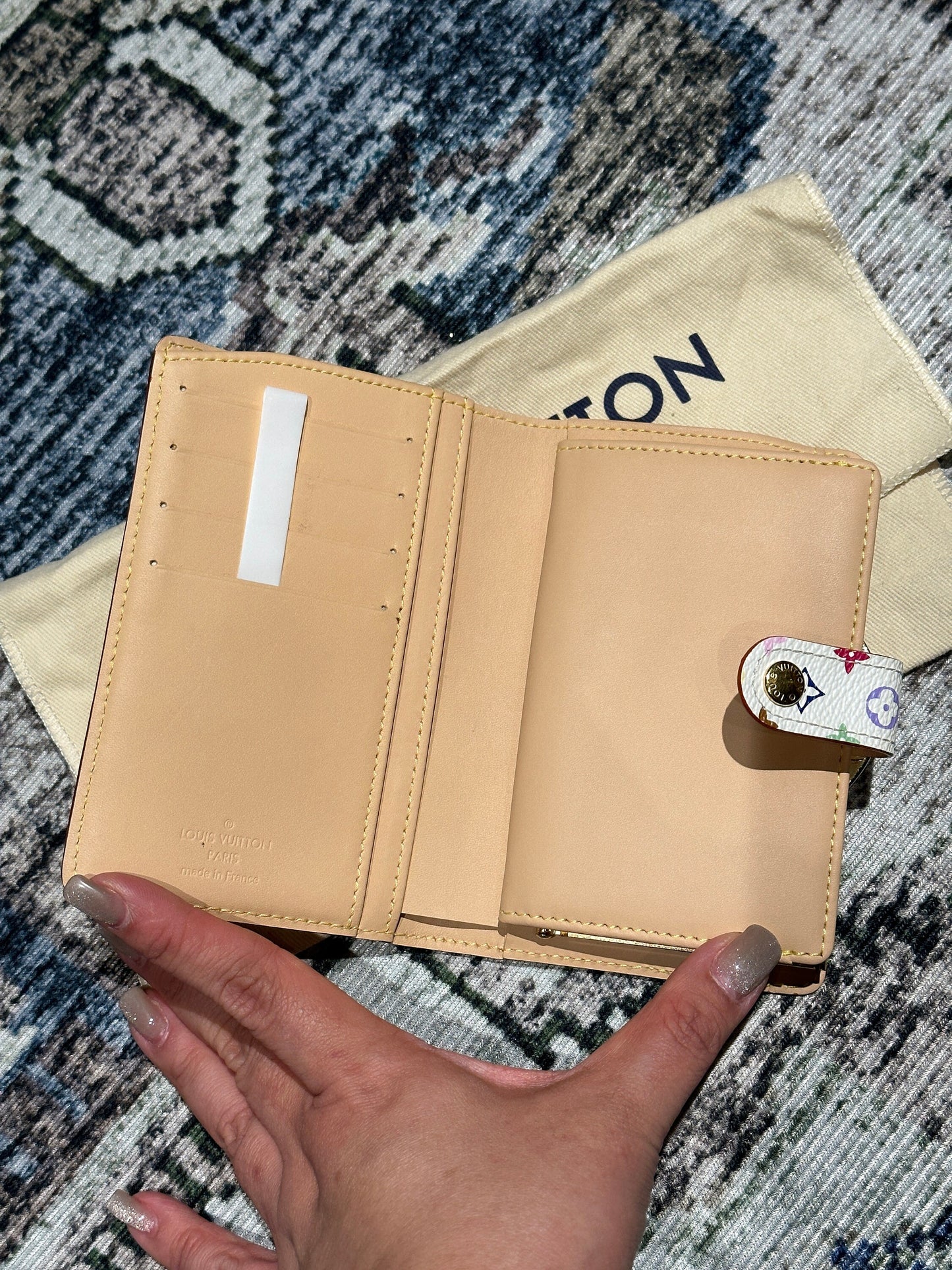 LOUIS VUITTON x Takashi Murakami Vintage 100% Authentic Genuine Short Wallet, Monogram Multi-color on White, Great Condition, Grade SA