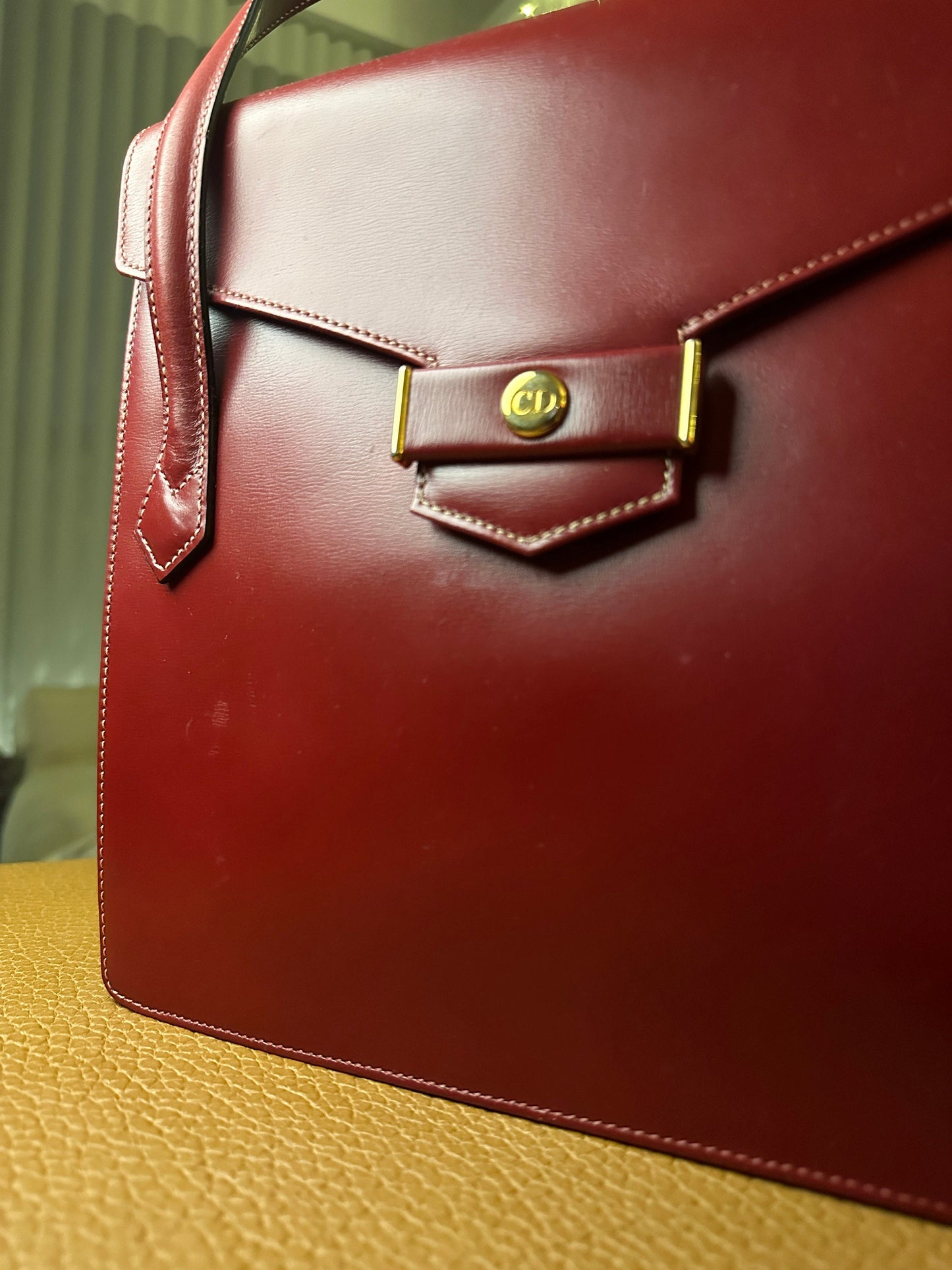 CHRISTIAN DIOR VINTAGE 100% Authentic Genuine Leather Hand Bag, Deep Red Color, 2000's, Great Condition, Rare