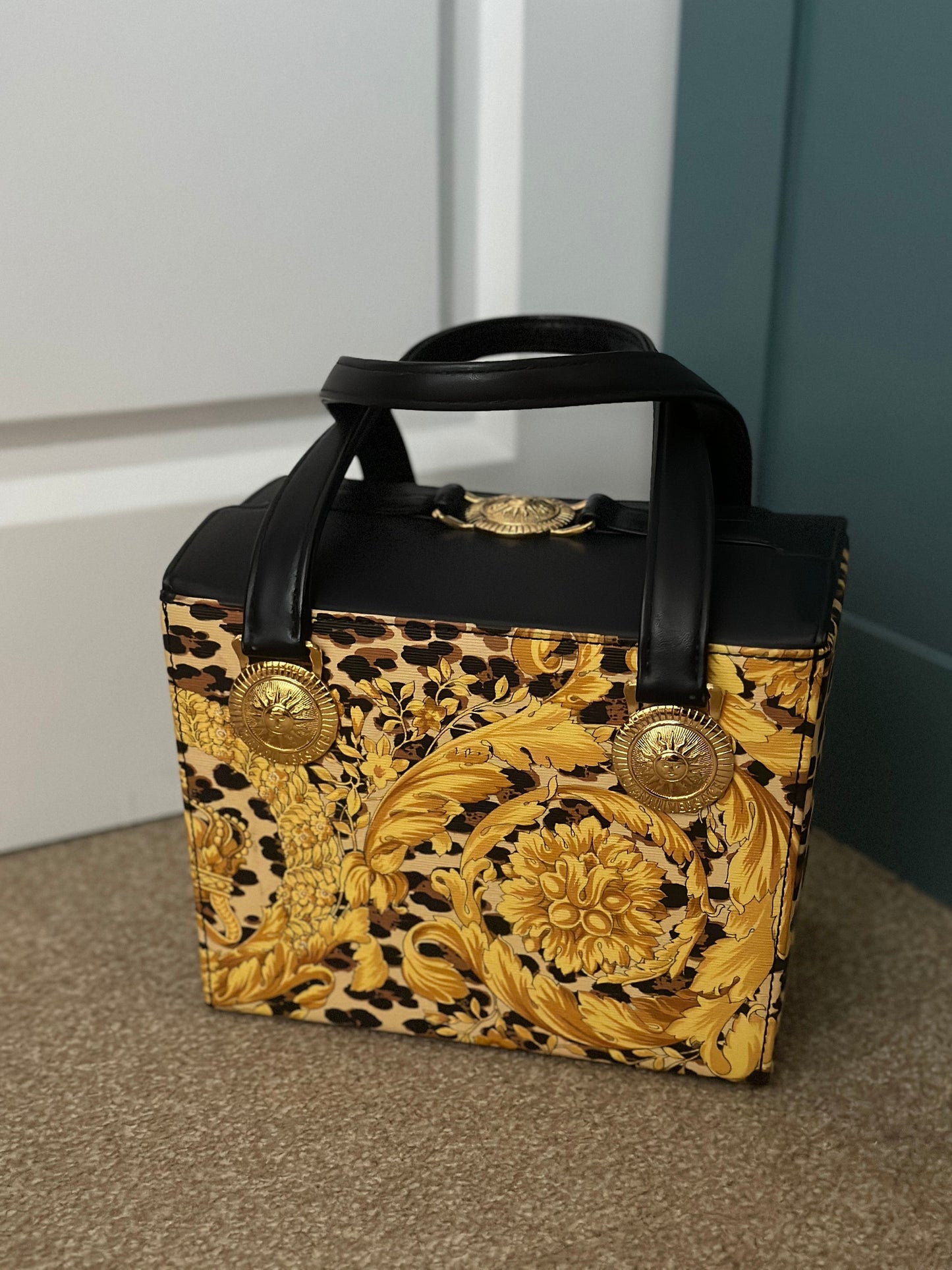 VERSACE VINTAGE, 100% Authentic Genuine, Classic House Print Box Shape Hand Bag , Leopard Print, 2000's, Great Condition, Rare