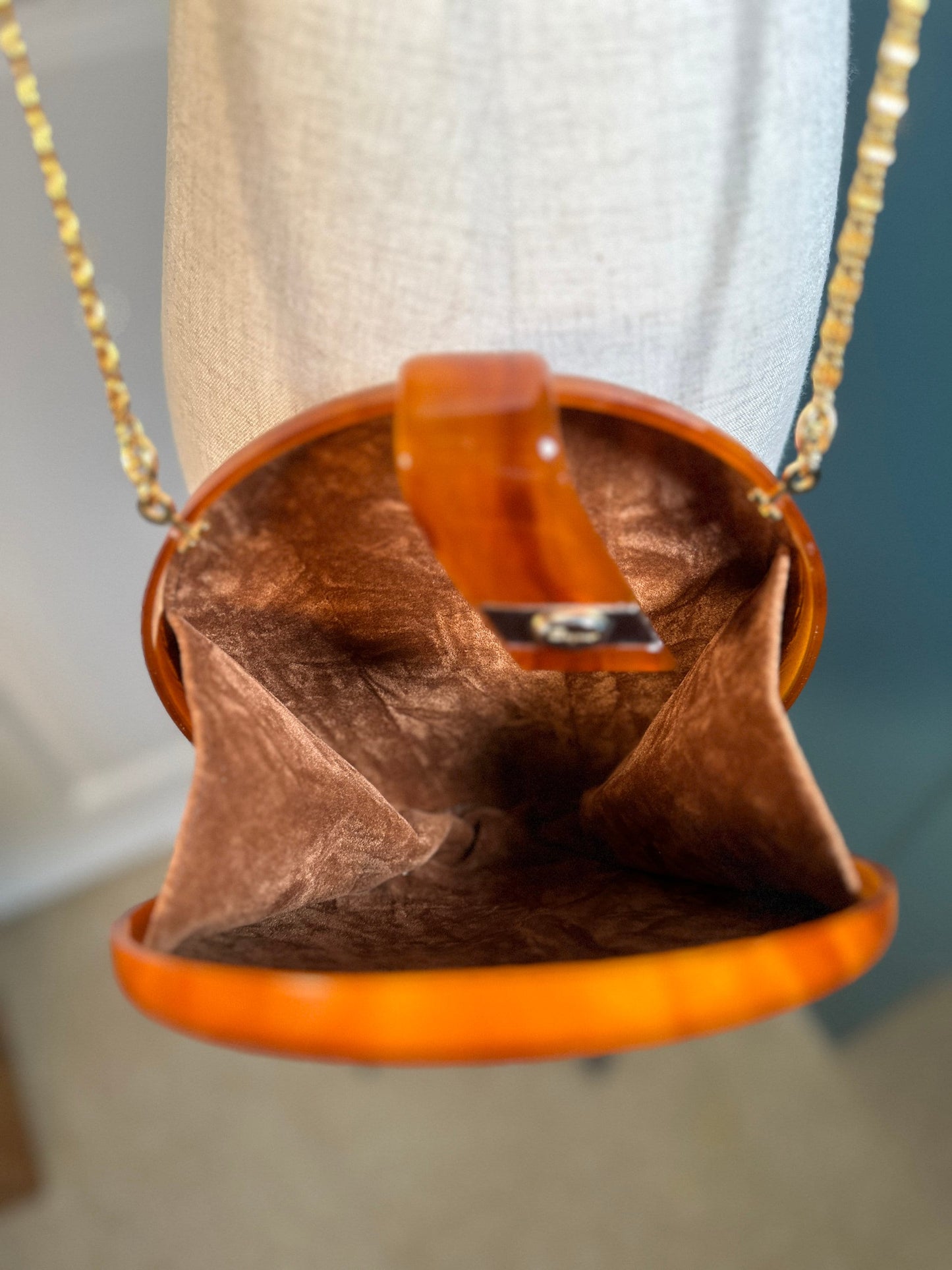 FERRAGAMO VINTAGE, 100% Genuine Resin Hard Case Two way CrossBody Bag Clutch, Golden Brown Marbling, 1990's, Great Condition, Very Rare