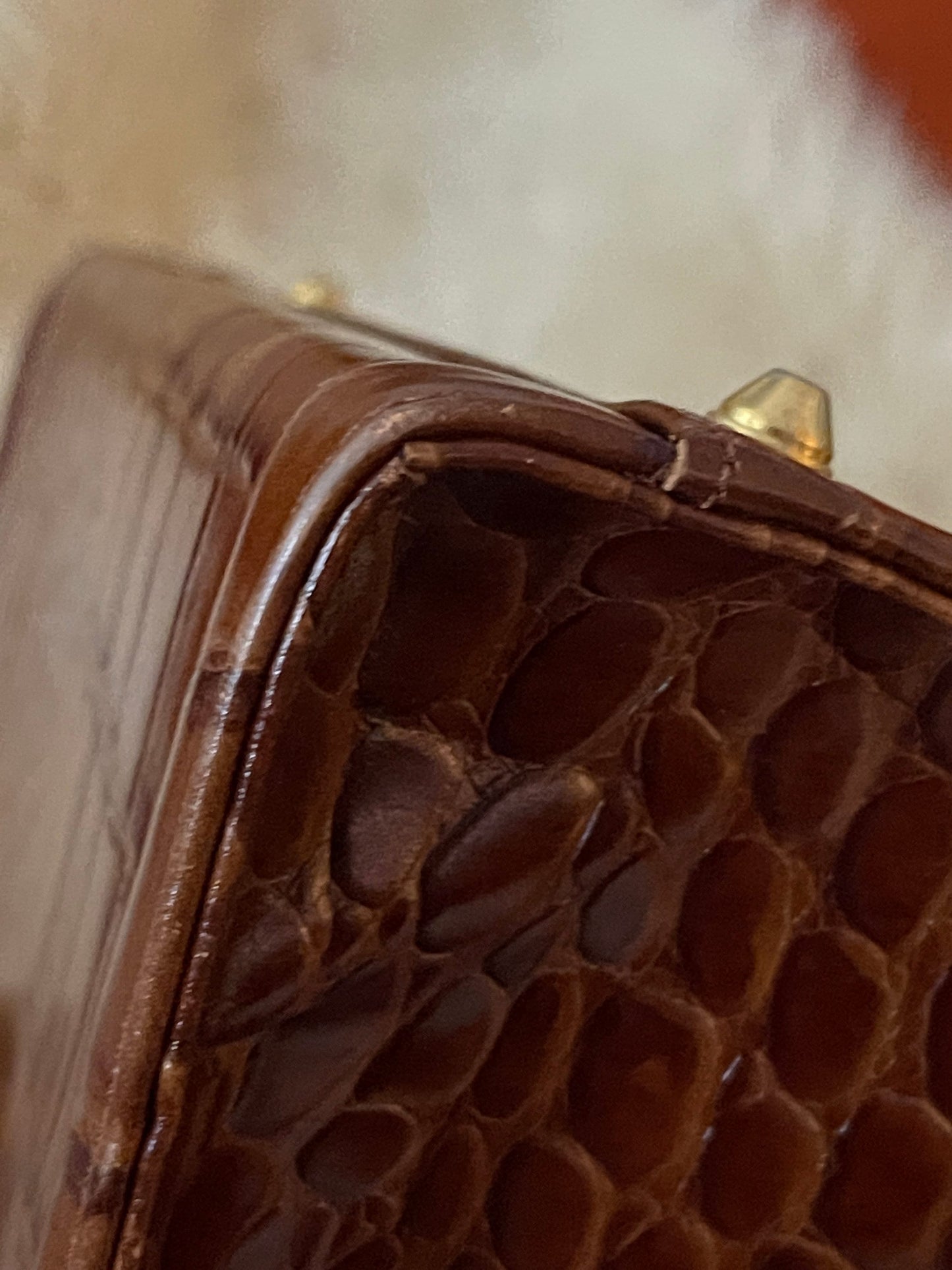 VALENTINO CHRISTY VINTAGE 100% Authentic Genuine Top Handle Hand Bag, Brown, 1980's, Embossed Leather