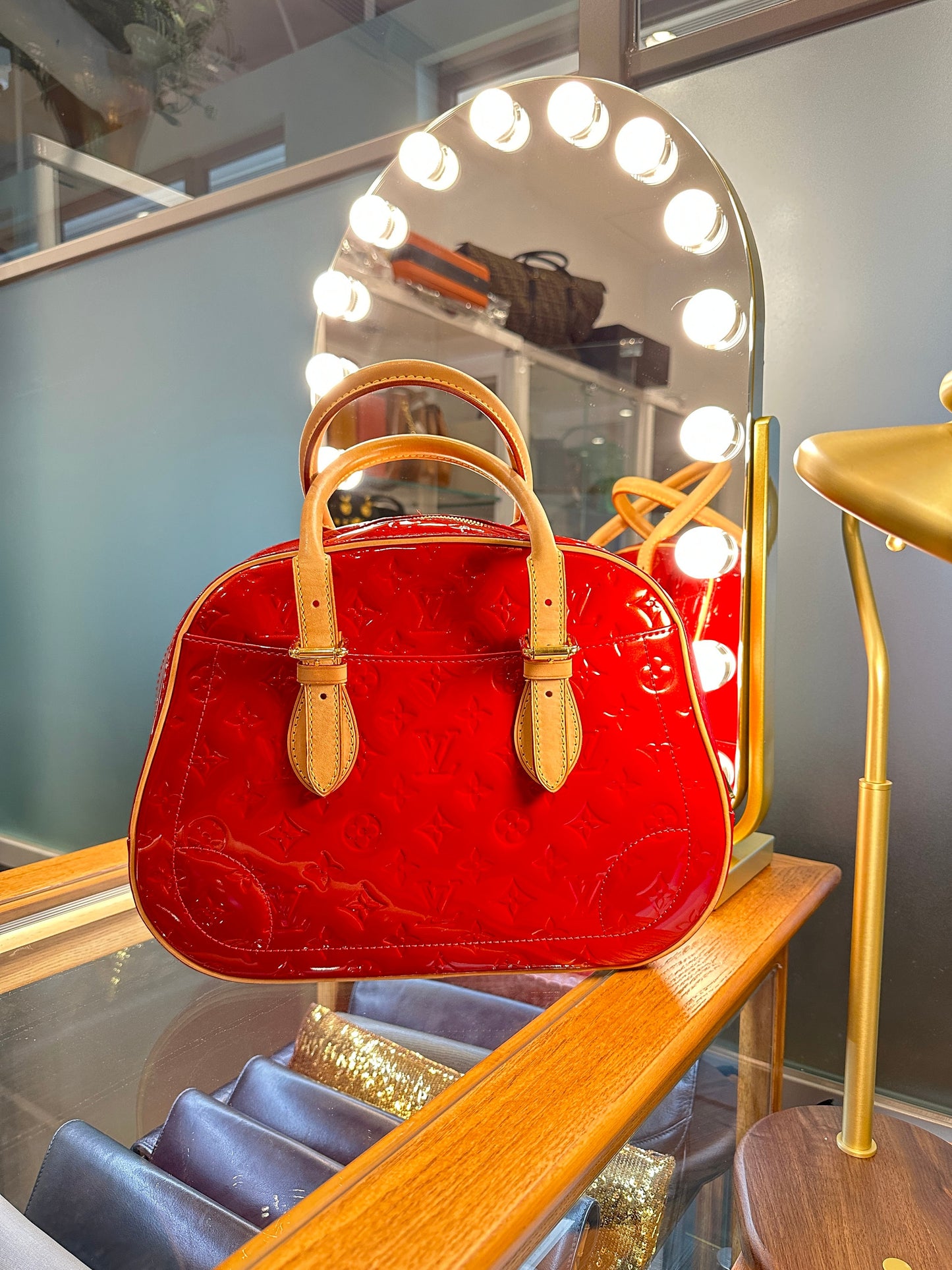LOUIS VUITTON VINTAGE 100% Authentic Genuine, Pomme D’amour Vernis Summit Drive Bag, 2000, Y2K, Red, Great Condition, Grade Ab