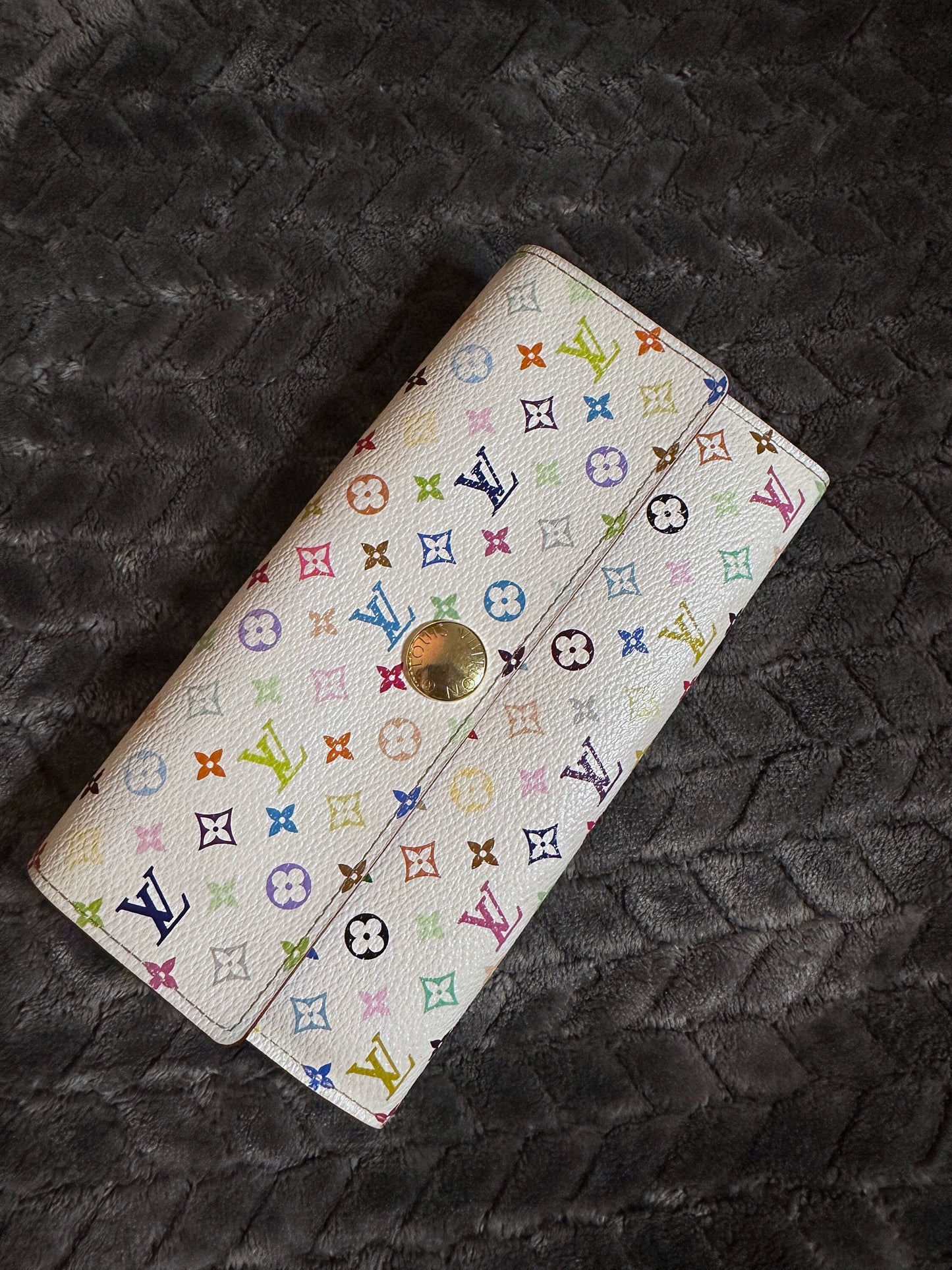 LOUIS VUITTON x Takashi Murakami 100% Authentic Genuine Monogram Multicolour Sarah Wallet Long White Tresor Portefeiulle, 2000's