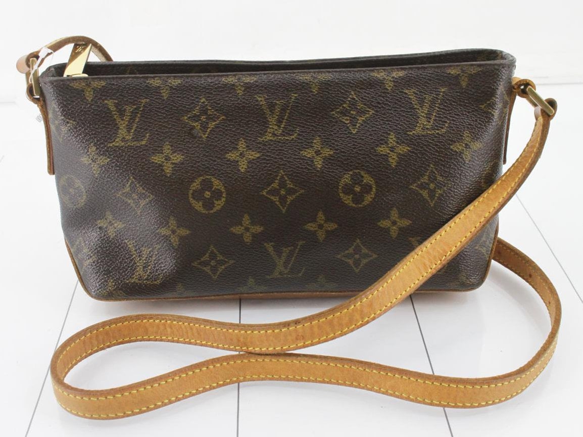 LOUIS VUITTON VINTAGE 100% Authentic Genuine Trotteur Shoulder Bag, Brown, Late 1990's, Condition, Grade B