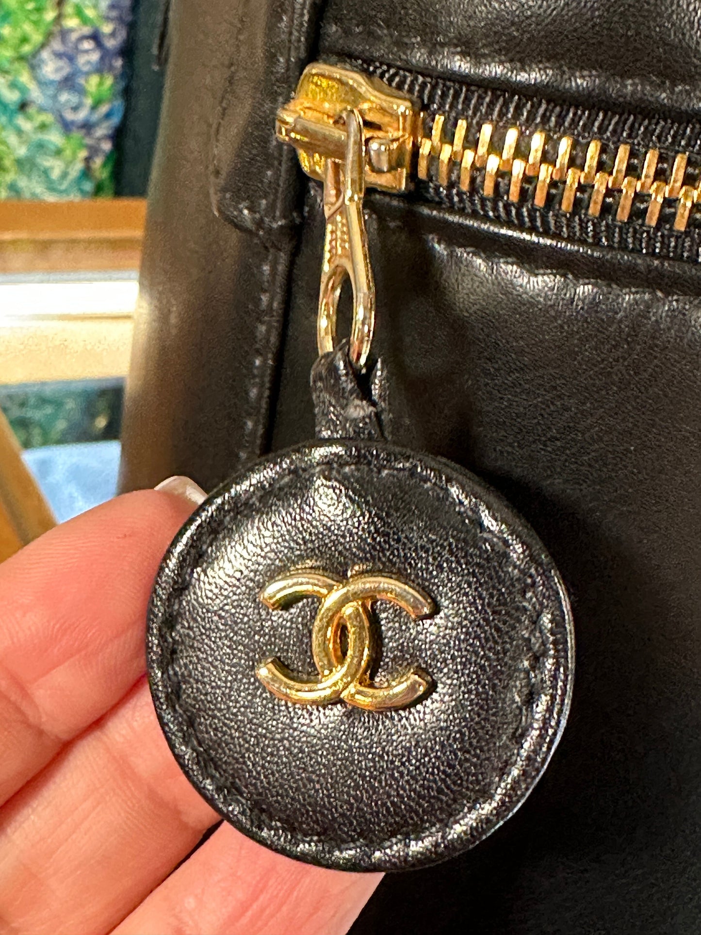 CHANEL VINTAGE 100% Authentic Genuine Leather Makeup Vanity Case Bag, Series 1, Black, 1989-1991, Good Condition