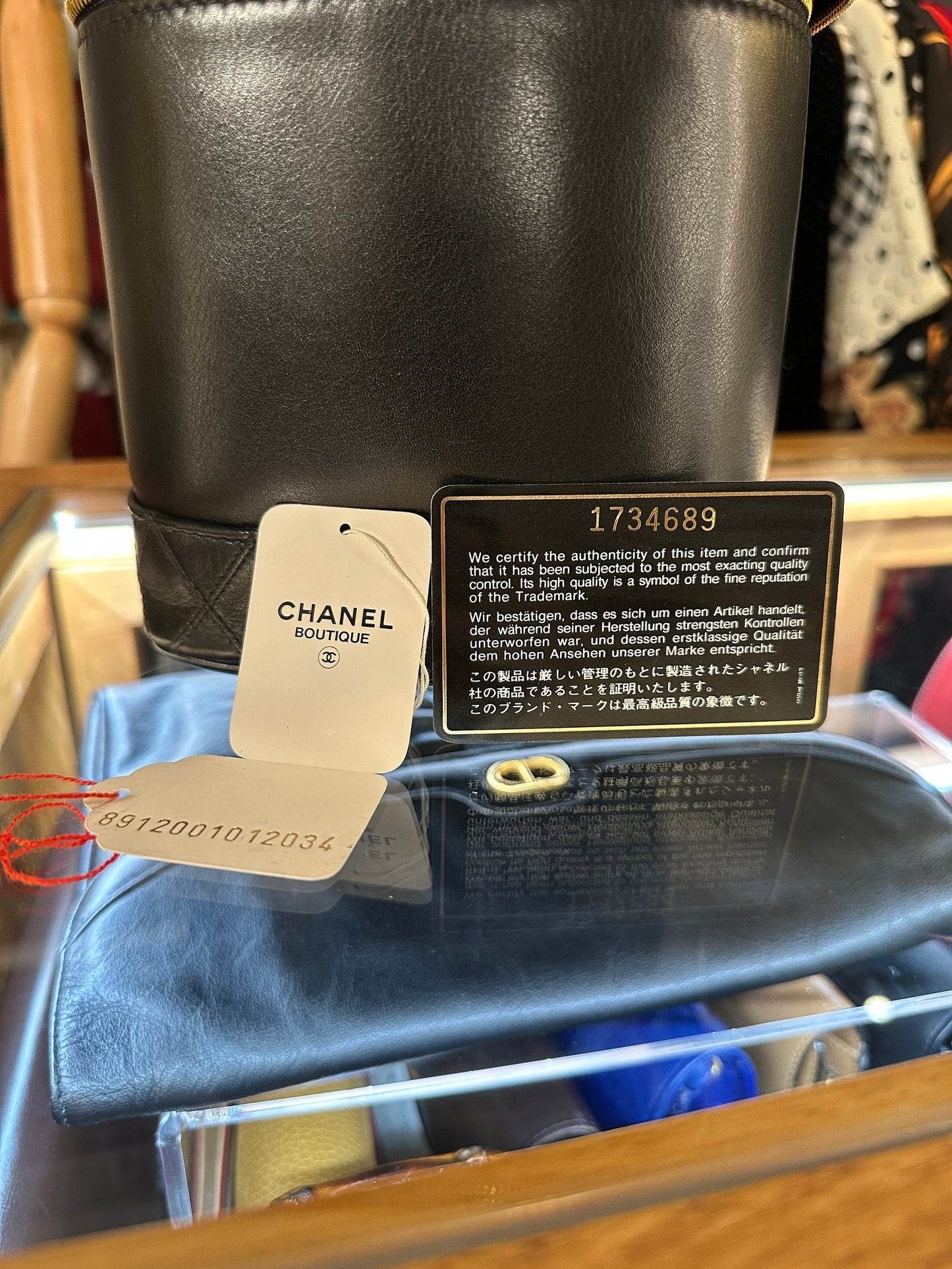 CHANEL VINTAGE 100% Authentic Genuine Leather Makeup Vanity Case Bag, Series 1, Black, 1989-1991, Good Condition