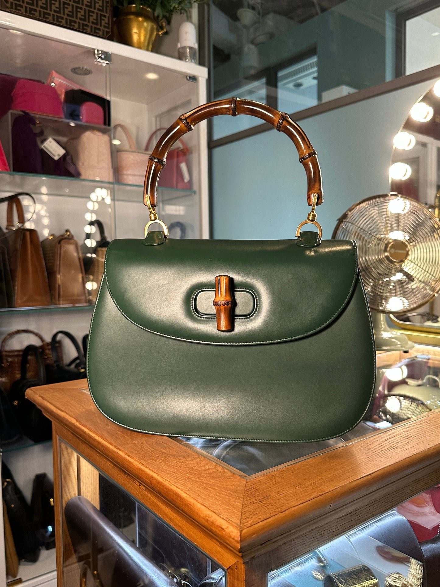 GUCCI VINTAGE 100% Authentic Genuine,1947 Bamboo Top Hand Bag, Large Size, Green,1990's, Great Condition, Very Rare, Grade A