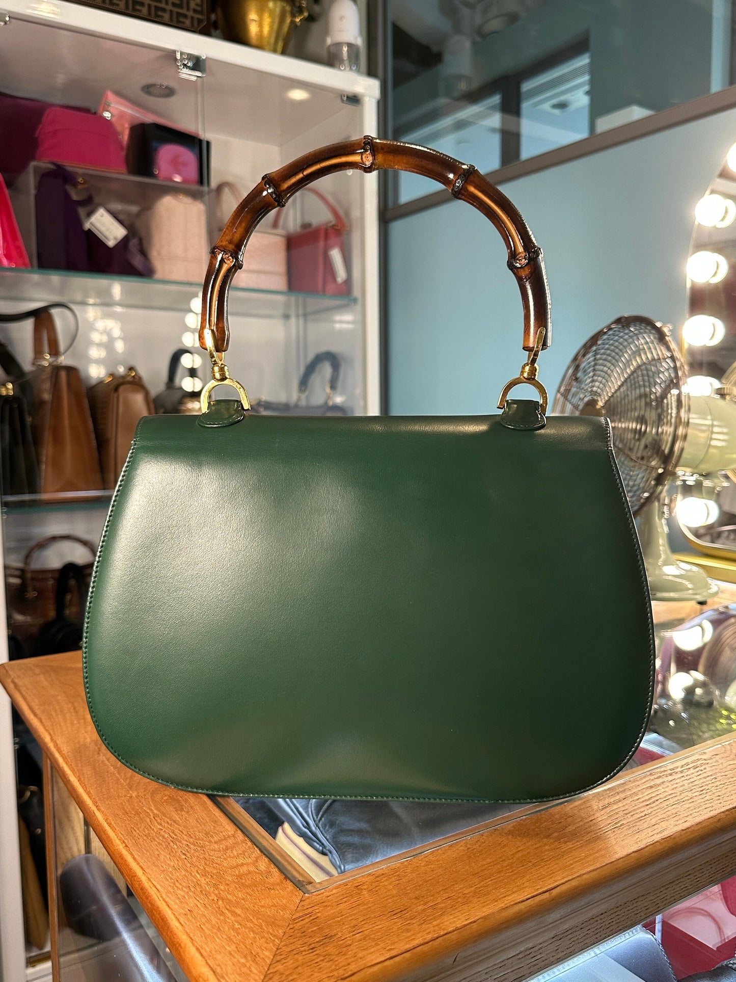 GUCCI VINTAGE 100% Authentic Genuine,1947 Bamboo Top Hand Bag, Large Size, Green,1990's, Great Condition, Very Rare, Grade A