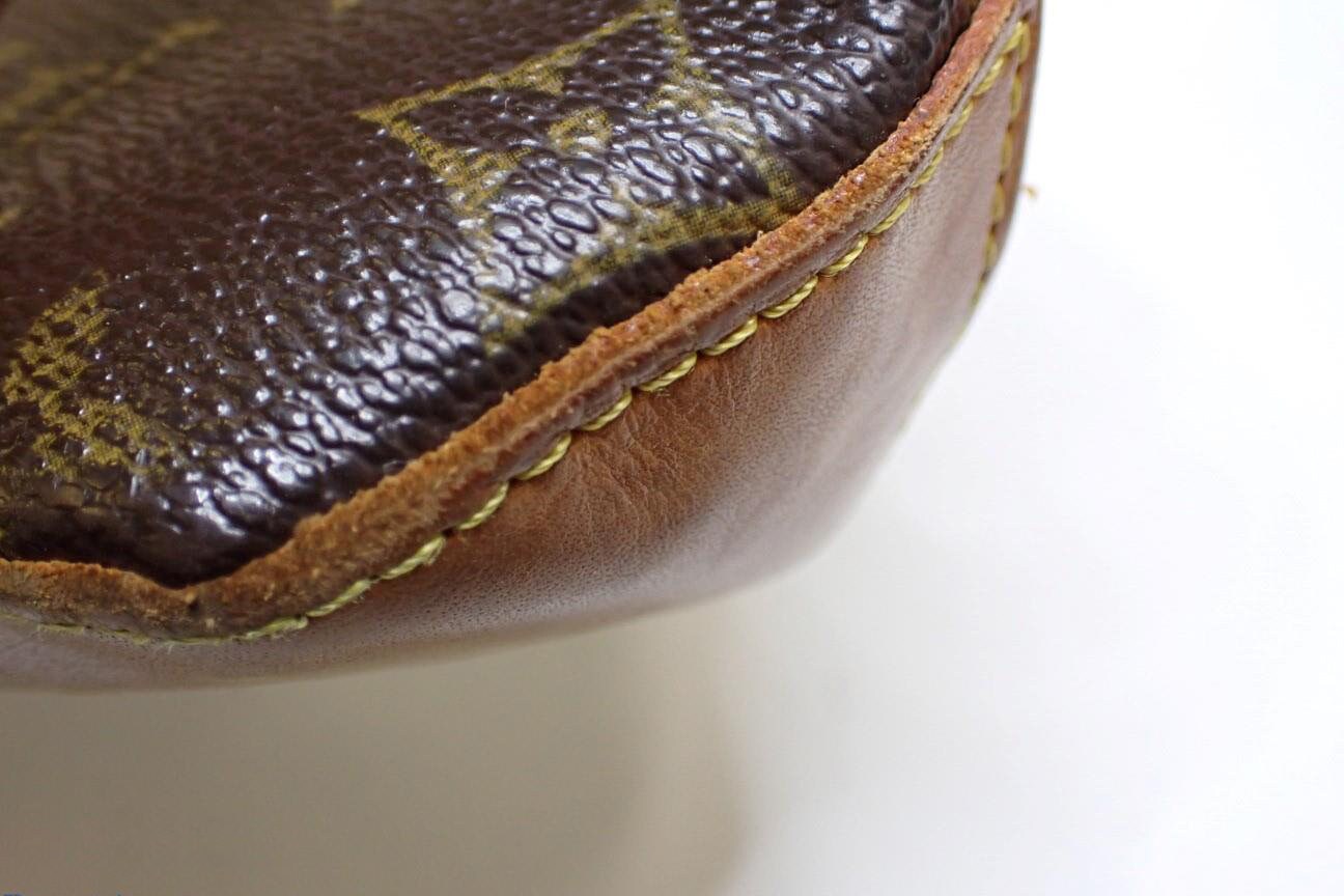 LOUIS VUITTON VINTAGE 100% Authentic Genuine Trotteur Shoulder Bag, Brown, Late 1990's, Condition, Grade B