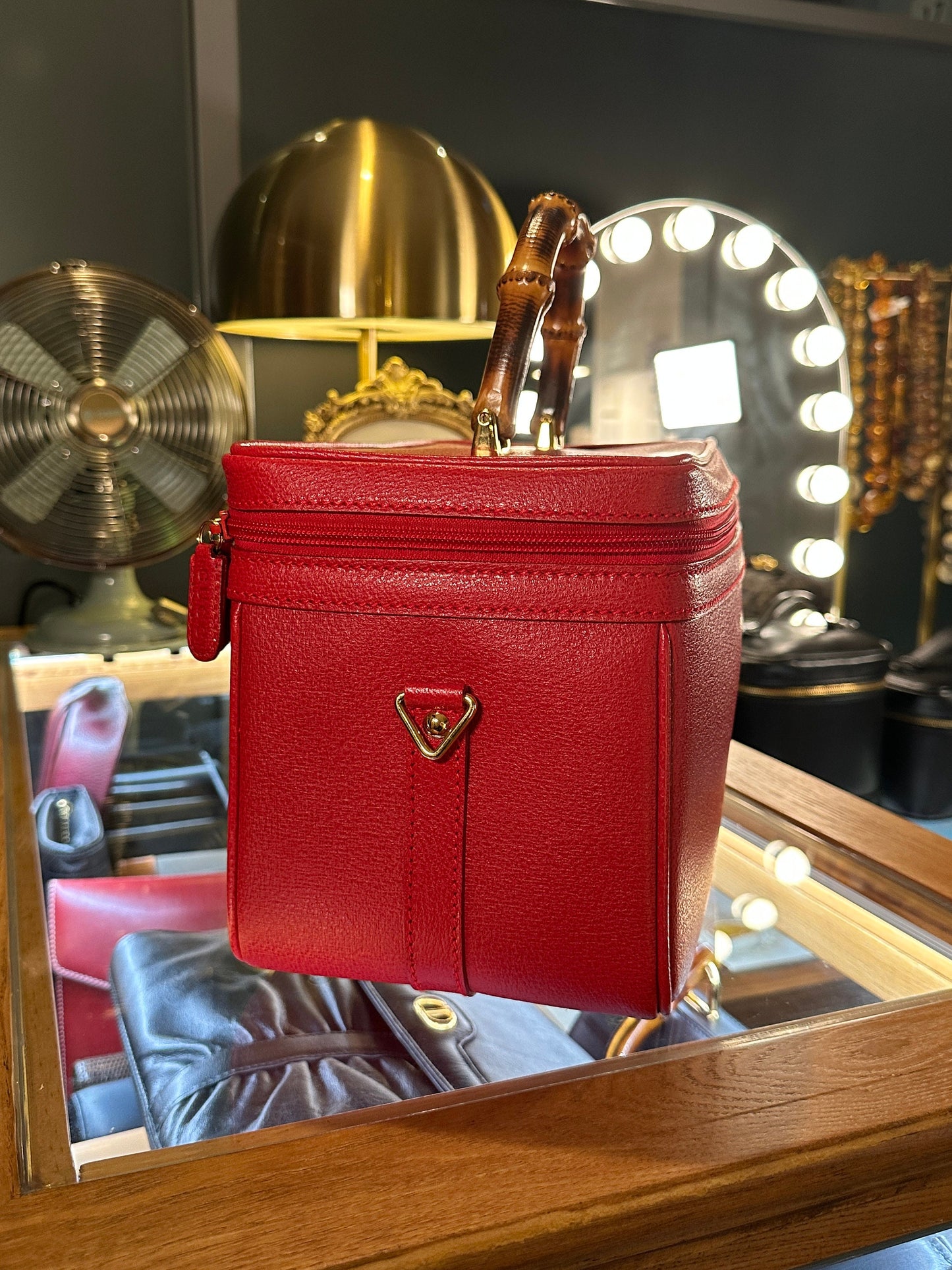 GUCCI VINTAGE 100% Authentic Genuine Leather Bamboo Crossbody Makeup Vanity Case Bag, Red, 1990's, Great Condition, Dust Bag Included
