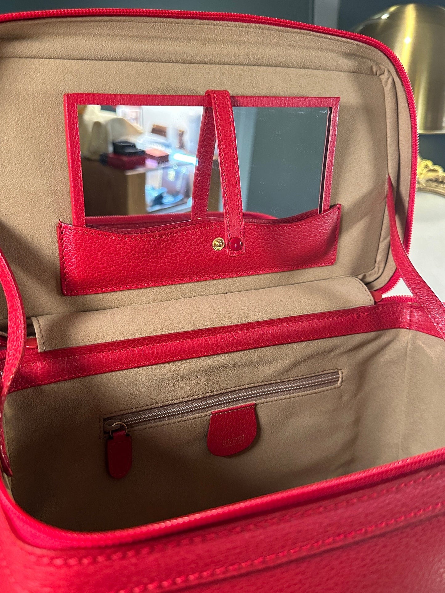 GUCCI VINTAGE 100% Authentic Genuine Leather Bamboo Crossbody Makeup Vanity Case Bag, Red, 1990's, Great Condition, Dust Bag Included