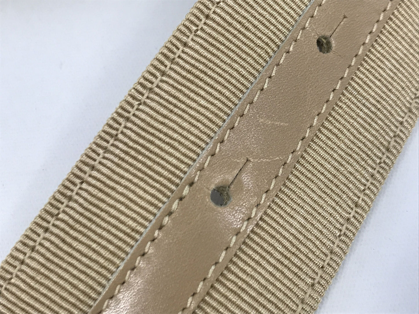 FERRAGAMO VINTAGE, 100% Authentic Genuine Bow Waist Belt, Khaki Beige, Great Condition