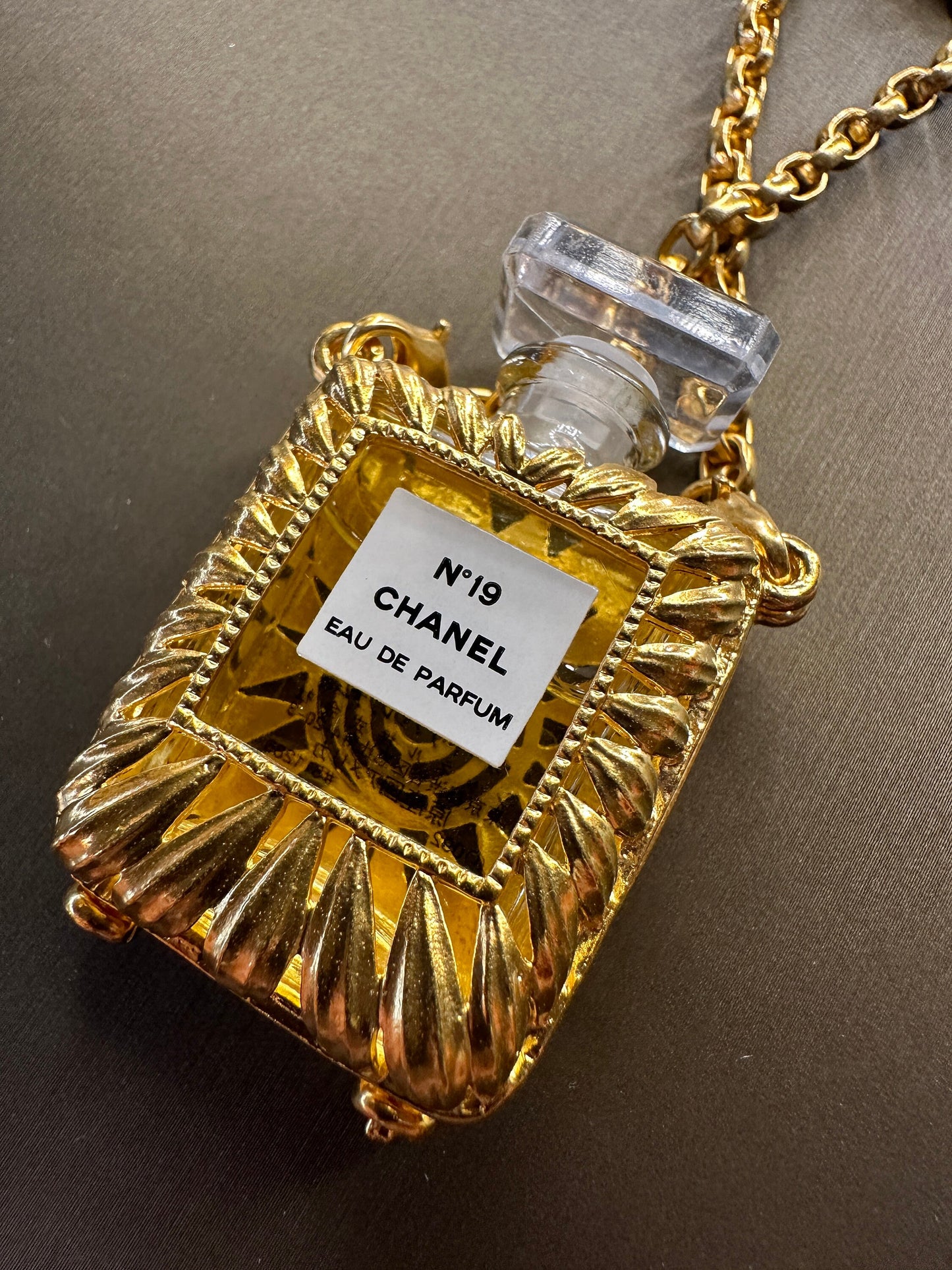 CHANEL VINTAGE 100% Authentic Genuine No. 19 Perfume Charm Double-sided Necklace in Gold Plated, 1990's, Great Condition, Grade AB