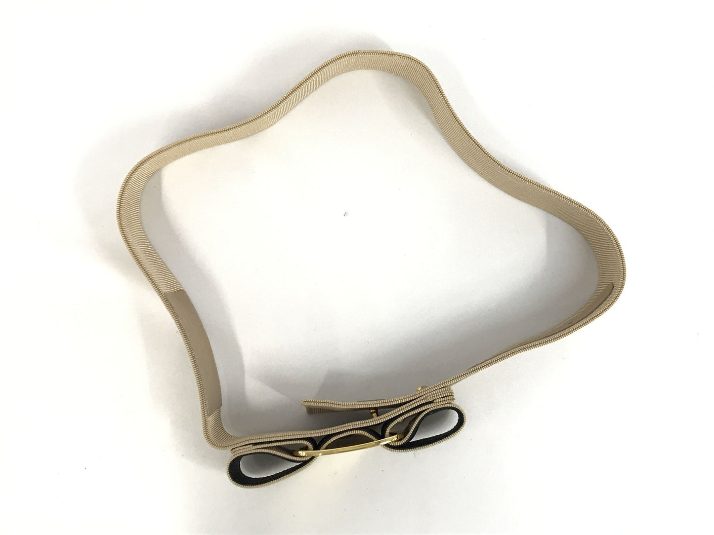 FERRAGAMO VINTAGE, 100% Authentic Genuine Bow Waist Belt, Khaki Beige, Great Condition