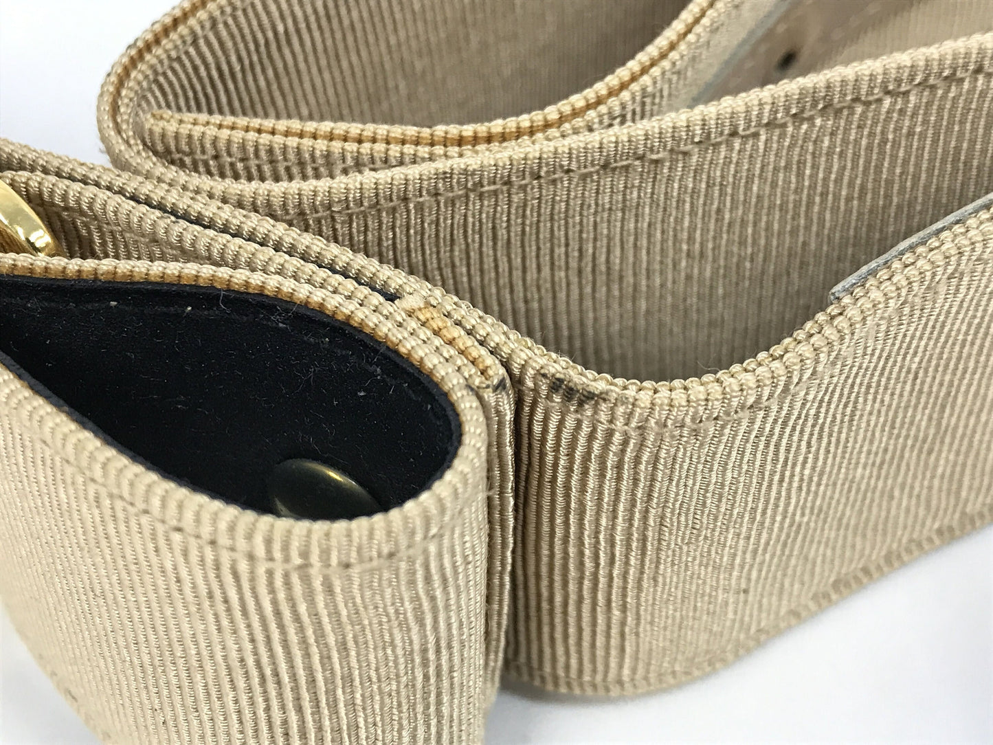FERRAGAMO VINTAGE, 100% Authentic Genuine Bow Waist Belt, Khaki Beige, Great Condition