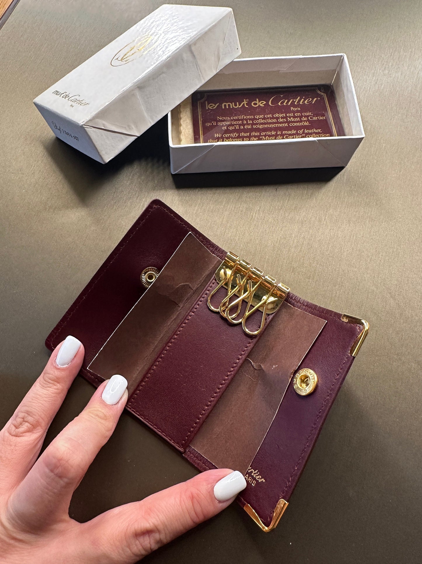 CARTIER VINTAGE, 100% Authentic Genuine Brand New In Box Leather Key Case, Classic Wine Colour, Great Condition