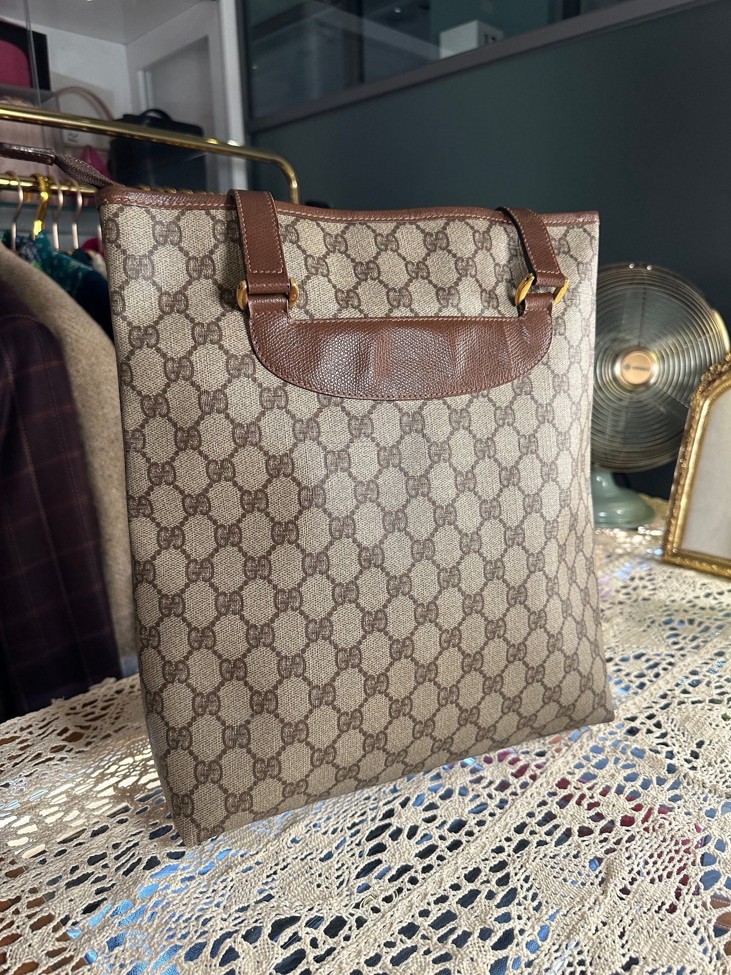 GUCCI VINTAGE 100% Authentic Genuine GG Plus Document Size Shopping Tote Hand Bag, 1990's, Used Condition