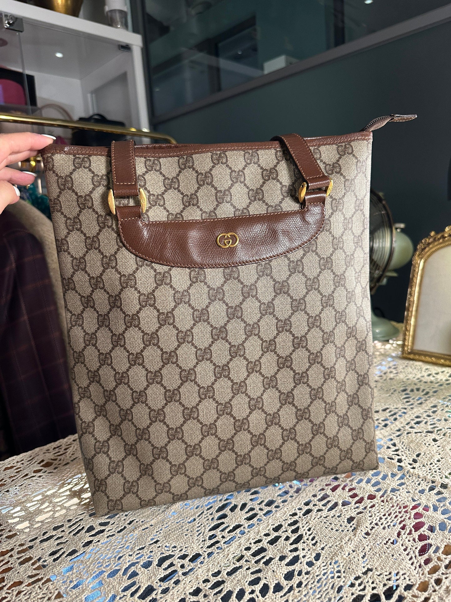GUCCI VINTAGE 100% Authentic Genuine GG Plus Document Size Shopping Tote Hand Bag, 1990's, Used Condition