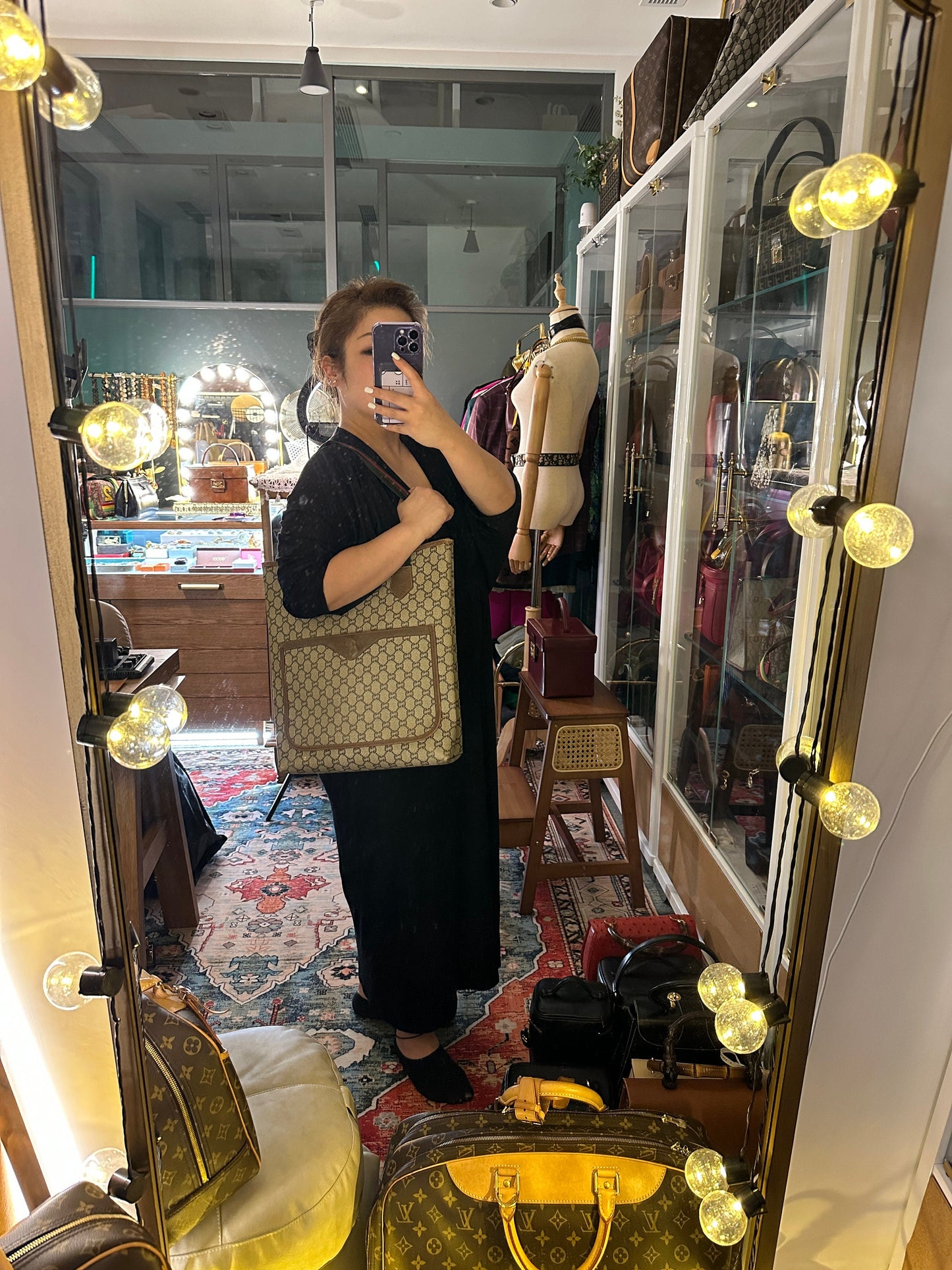 GUCCI VINTAGE 100% Authentic Genuine GG Plus Document Size Shopping Tote Hand Bag, 1990's, Used Condition