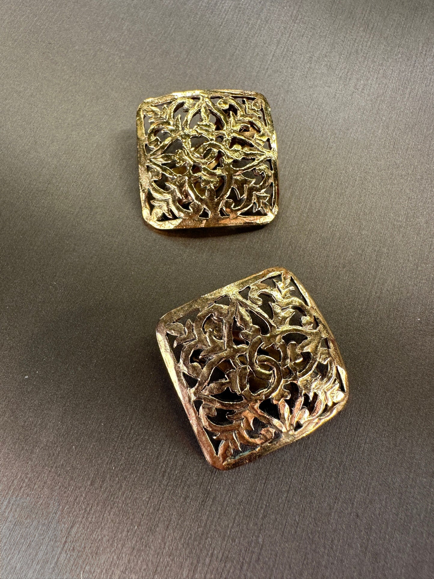 CHANEL VINTAGE 100% Authentic Genuine Hammered Clip On Logo Earrings in Gold, Square Shape, with Box, 1971-80, Made in France