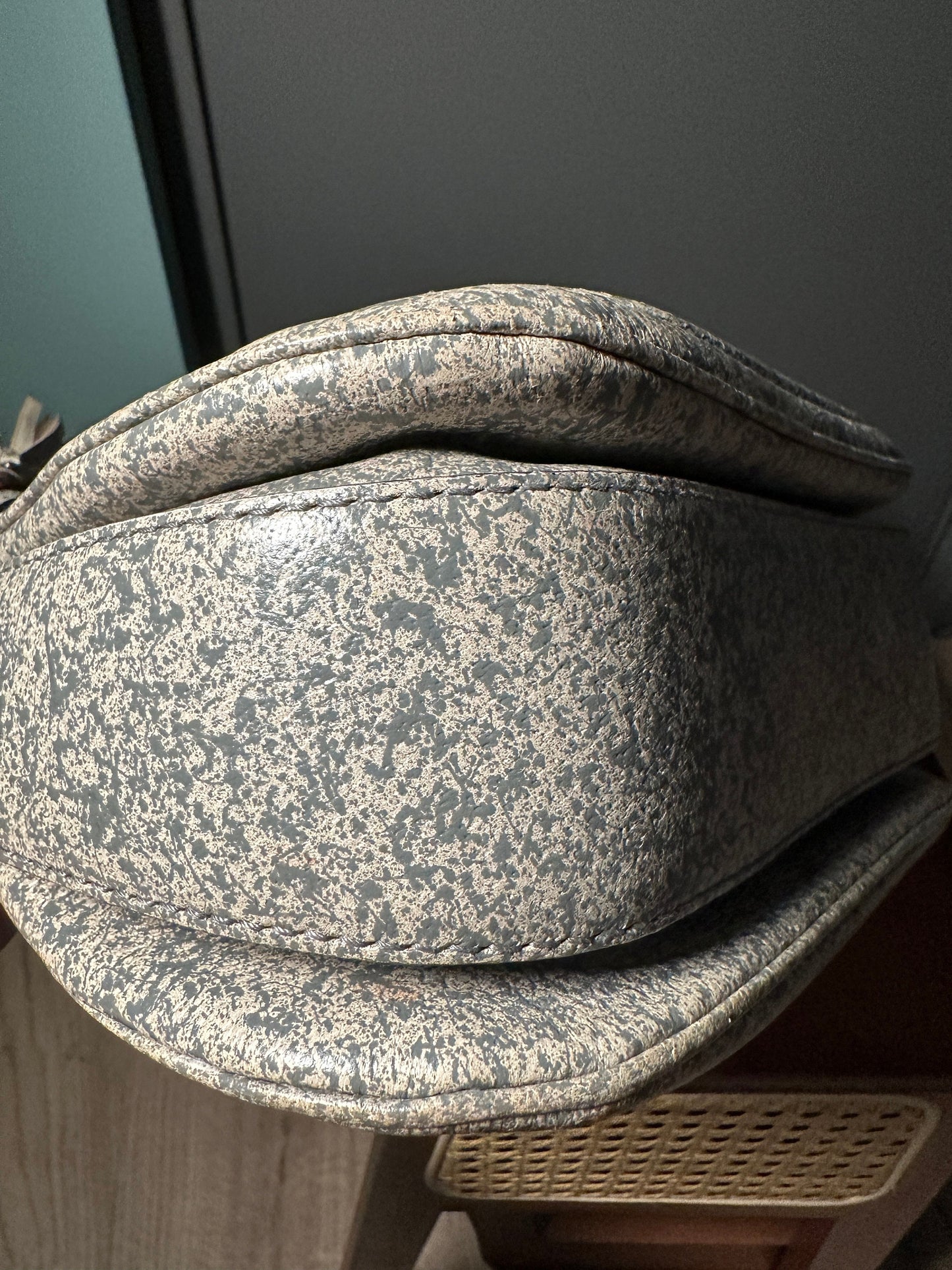 GUCCI VINTAGE 100% Authentic Genuine Iconic 1947 Bamboo Clutch, Speckle Greenish Grey, Good Condition