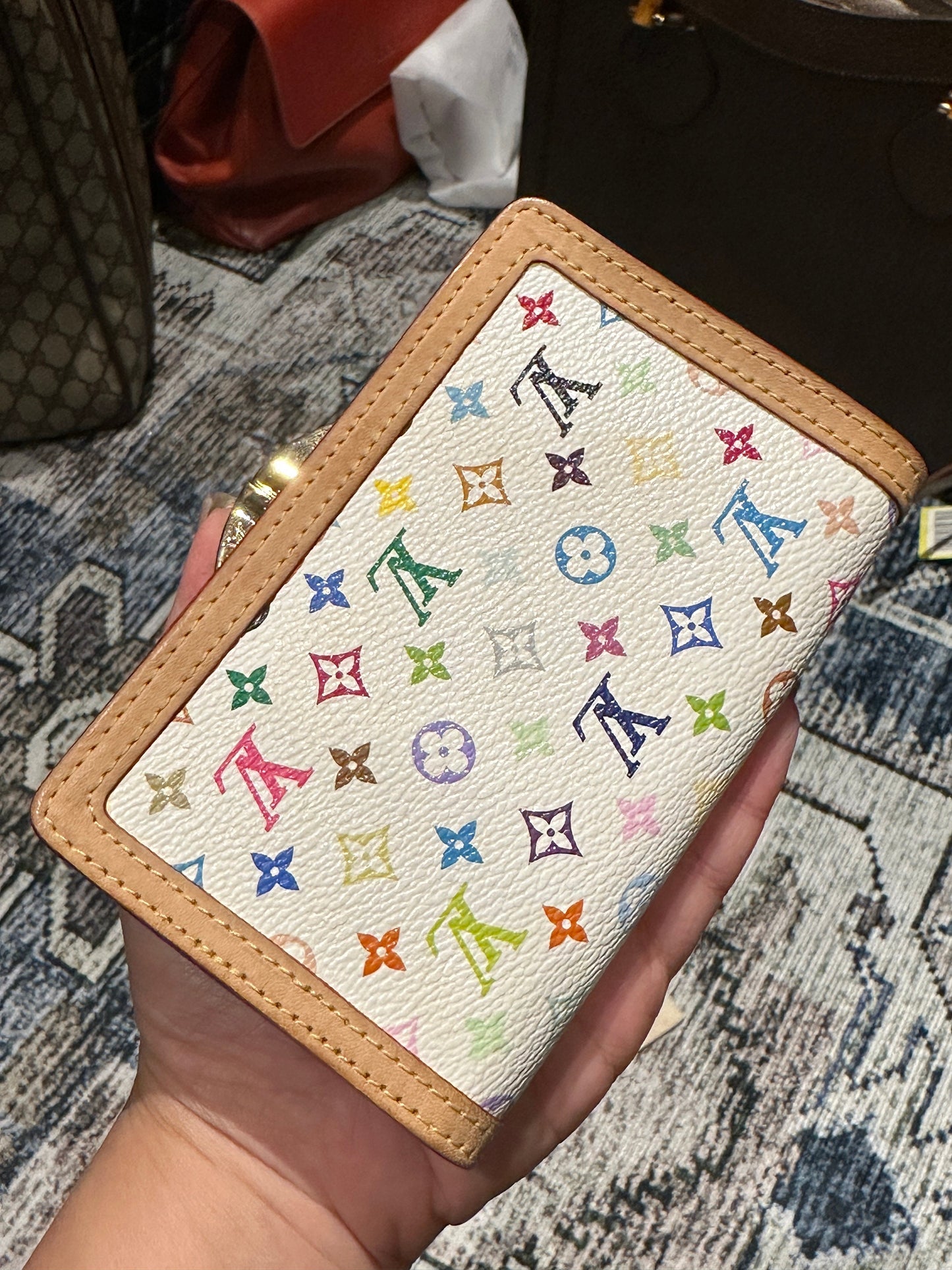 LOUIS VUITTON x Takashi Murakami Vintage 100% Authentic Genuine Short Wallet, Monogram Multi-color on White, Great Condition, Grade SA