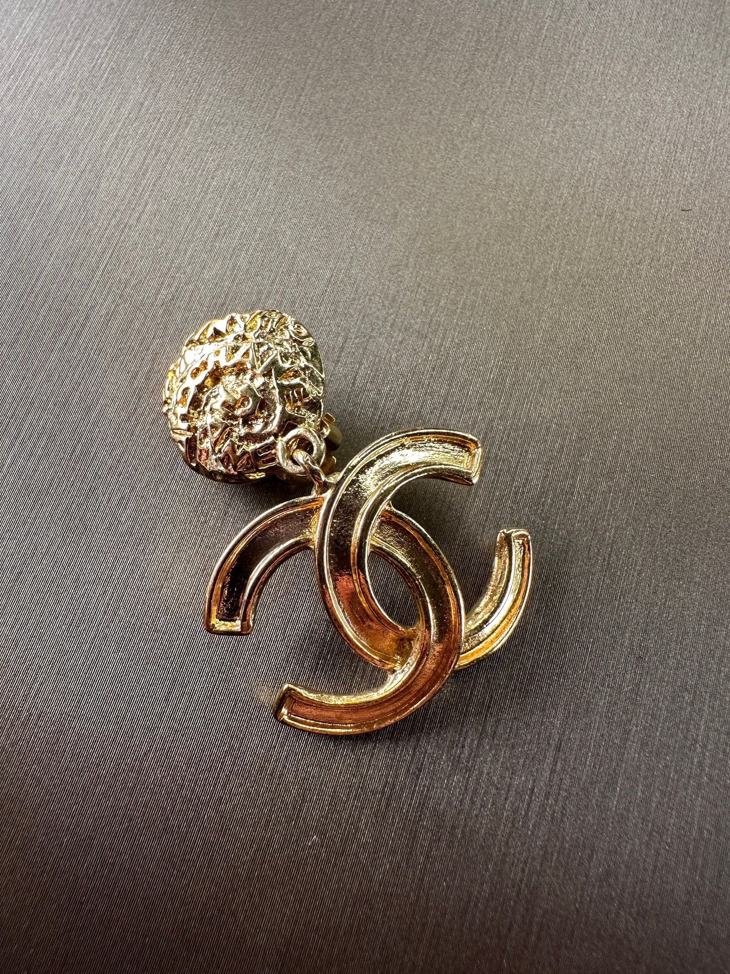 CHANEL VINTAGE 100% Authentic Genuine Clip On Logo Drop Earrings in Gold with Natural Stone in Deep Blue, 1995, Made in France