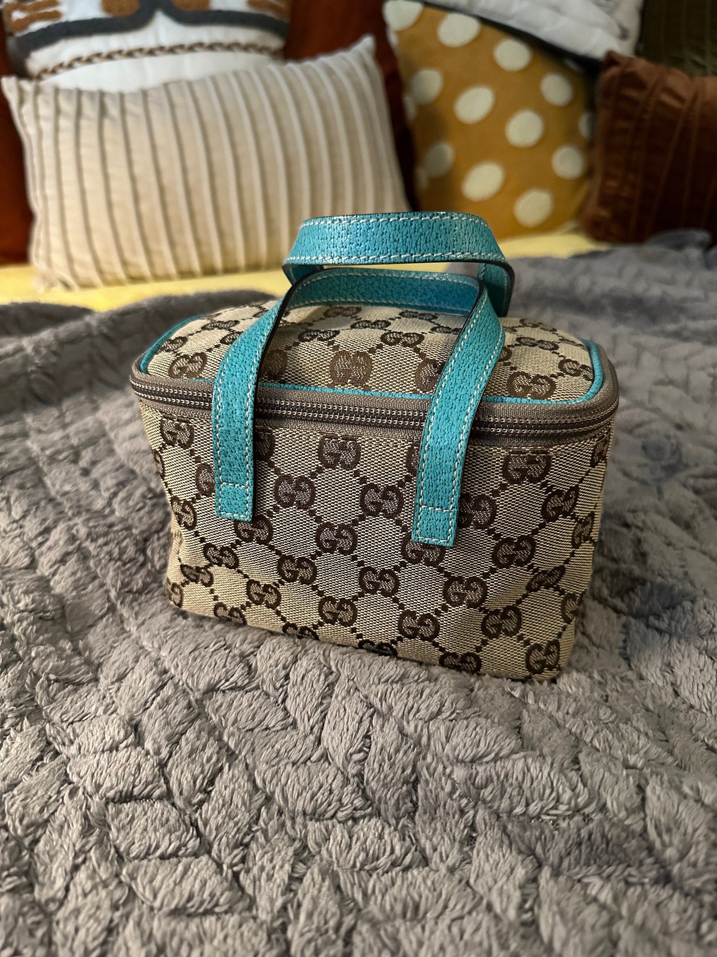 GUCCI VINTAGE 100% Genuine Canvas Monogram Box Shape Vanity Hand Bag, Light Teal, late 90's, Great Condition, Grade B
