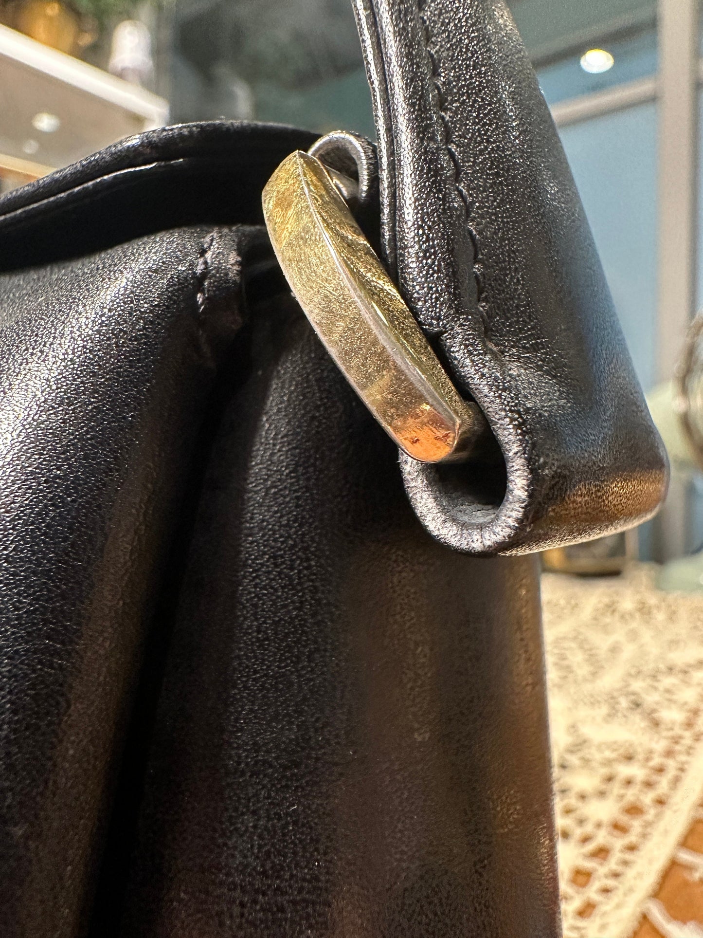 GUCCI VINTAGE 100% Authentic Genuine Leather Shoulder Bag, Black, late 80's, Great Condition, Rare, Grade A