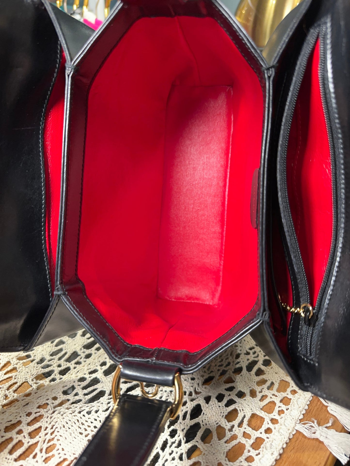 GUCCI VINTAGE 100% Authentic Genuine Leather Bamboo Turn Lock Two-way Shoulder Bag, Black, 1990's, Great Condition, Grade AB