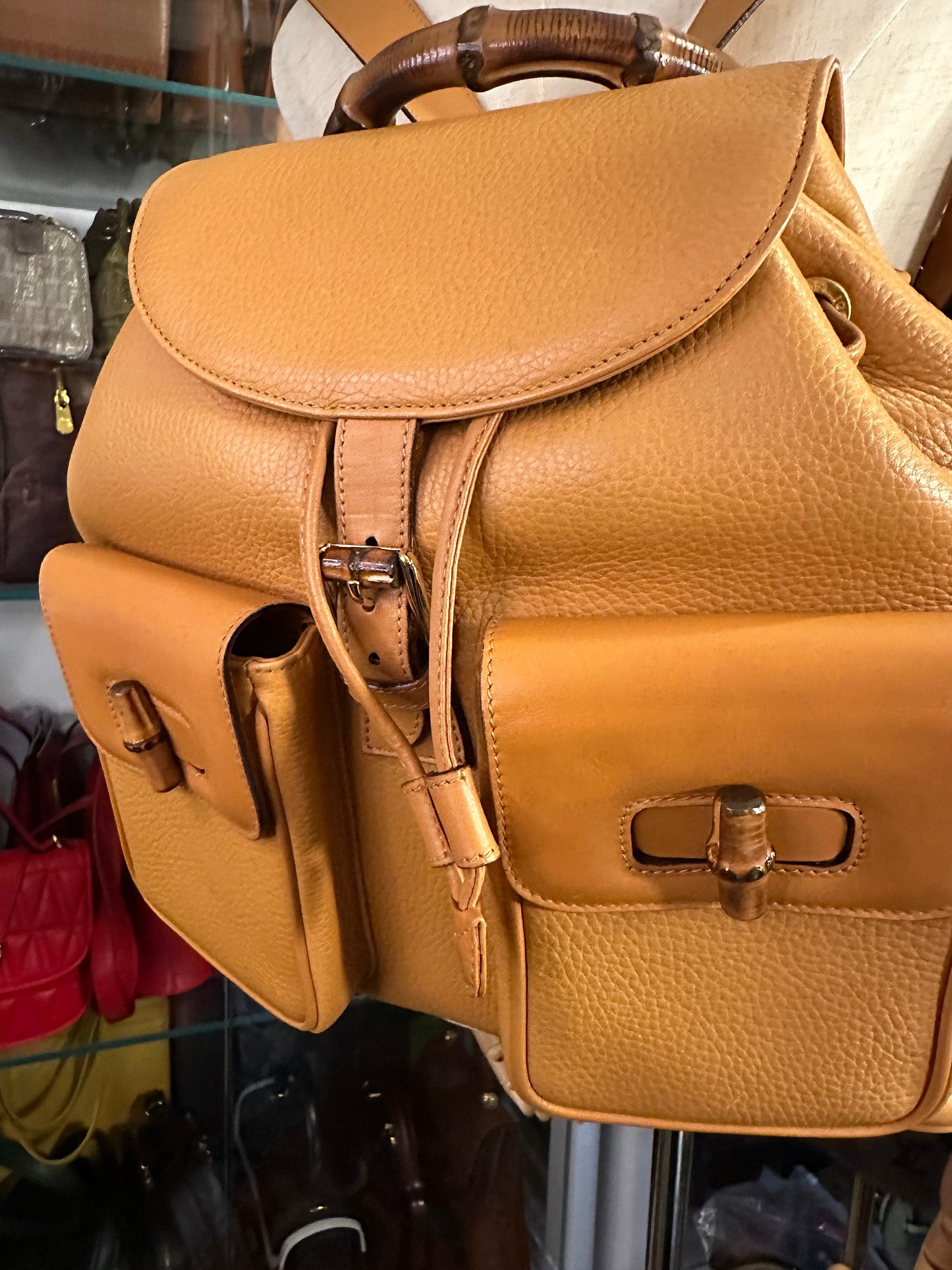 GUCCI VINTAGE 100% Authentic Genuine Leather Iconic Bamboo Handle Backpack, Light Caramel Brown, 2000's, Good Condition