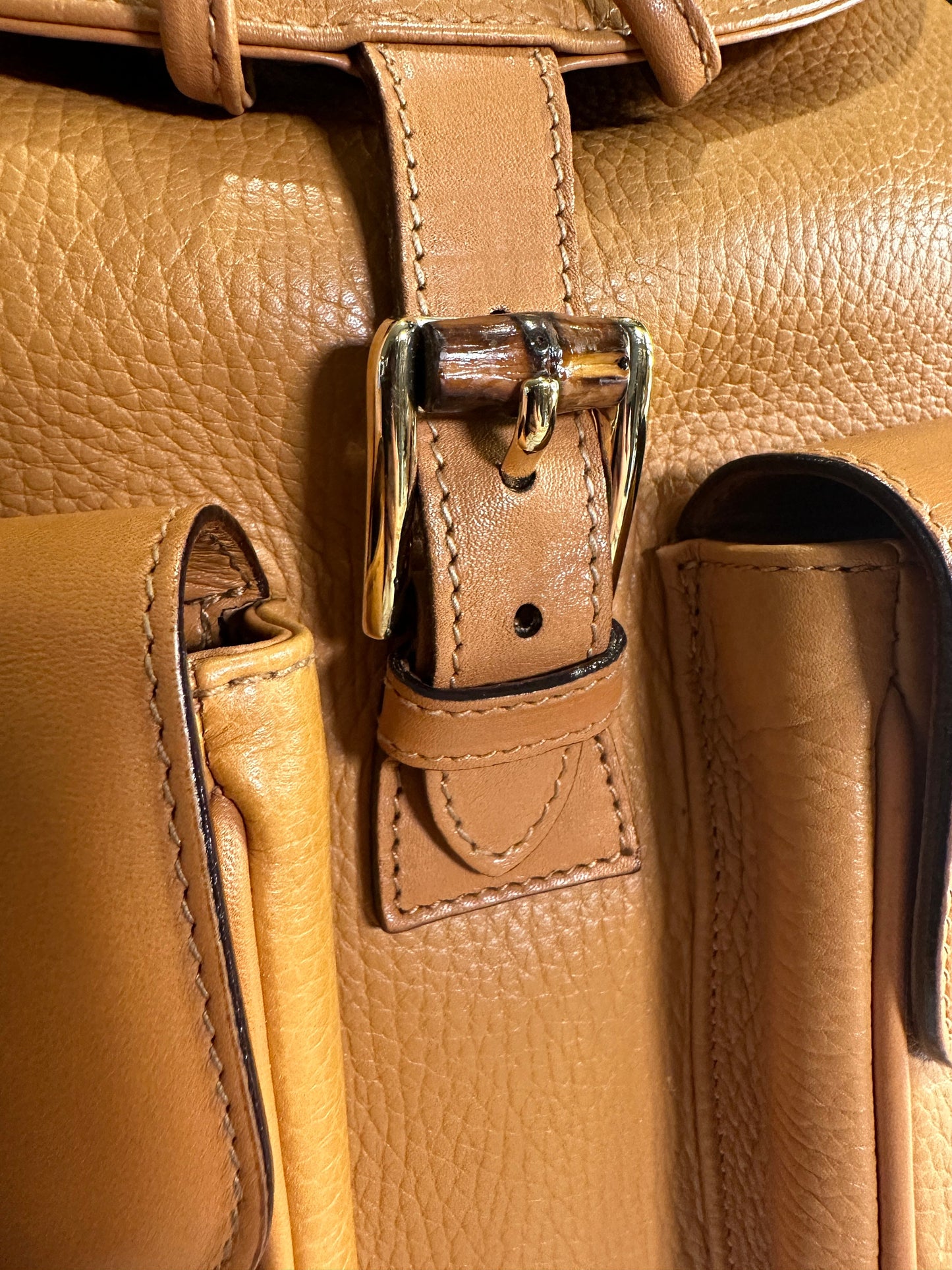 GUCCI VINTAGE 100% Authentic Genuine Leather Iconic Bamboo Handle Backpack, Light Caramel Brown, 2000's, Good Condition