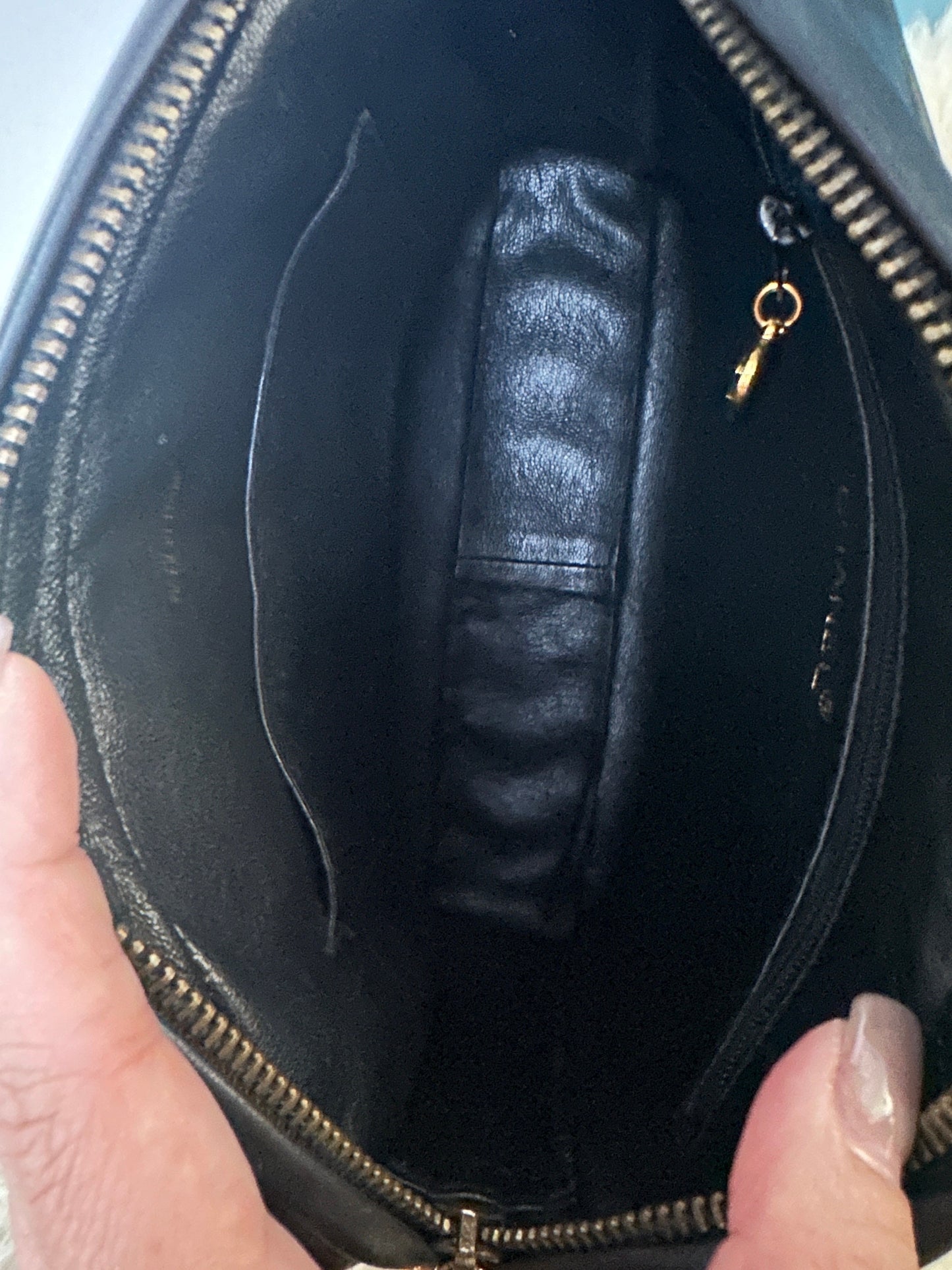 Rare CHANEL VINTAGE 100% Authentic Genuine, Lamb Leather Pattern Golden Chain Handbag, Black, Patterned CC Lock, 1997-1999.