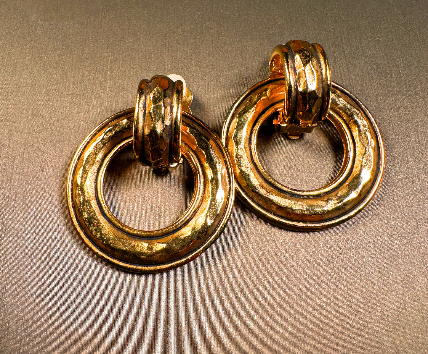 CHANEL VINTAGE 100% Authentic Genuine Clip On Two-way Hoop Earrings in Gold, 1990's, Made In France