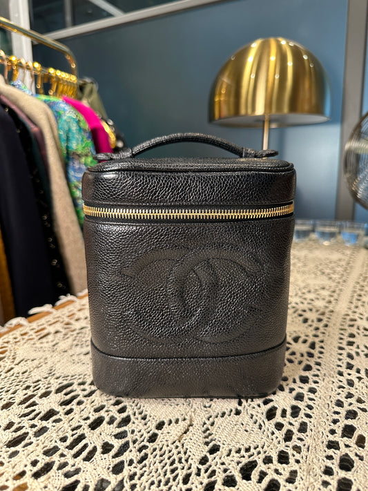 CHANEL VINTAGE 100% Authentic Genuine Leather Makeup Vanity Case Bag, Series 1, Black, 1989-1991, Good Condition