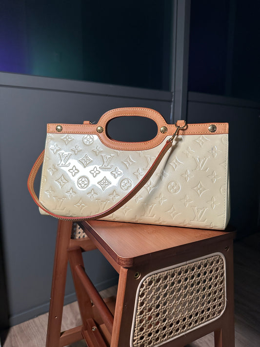 LOUIS VUITTON Vintage 100% Authentic Genuine Vernis Roxbury Two-way Handbag, Pastel Yellow, Good Condition